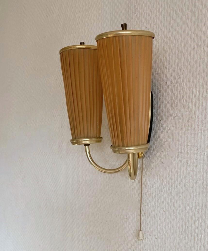 Swedish Midcentury Brass Two-Light Wall Sconce, Pleated Shades, 1940s In Good Condition In Frankfurt am Main, DE