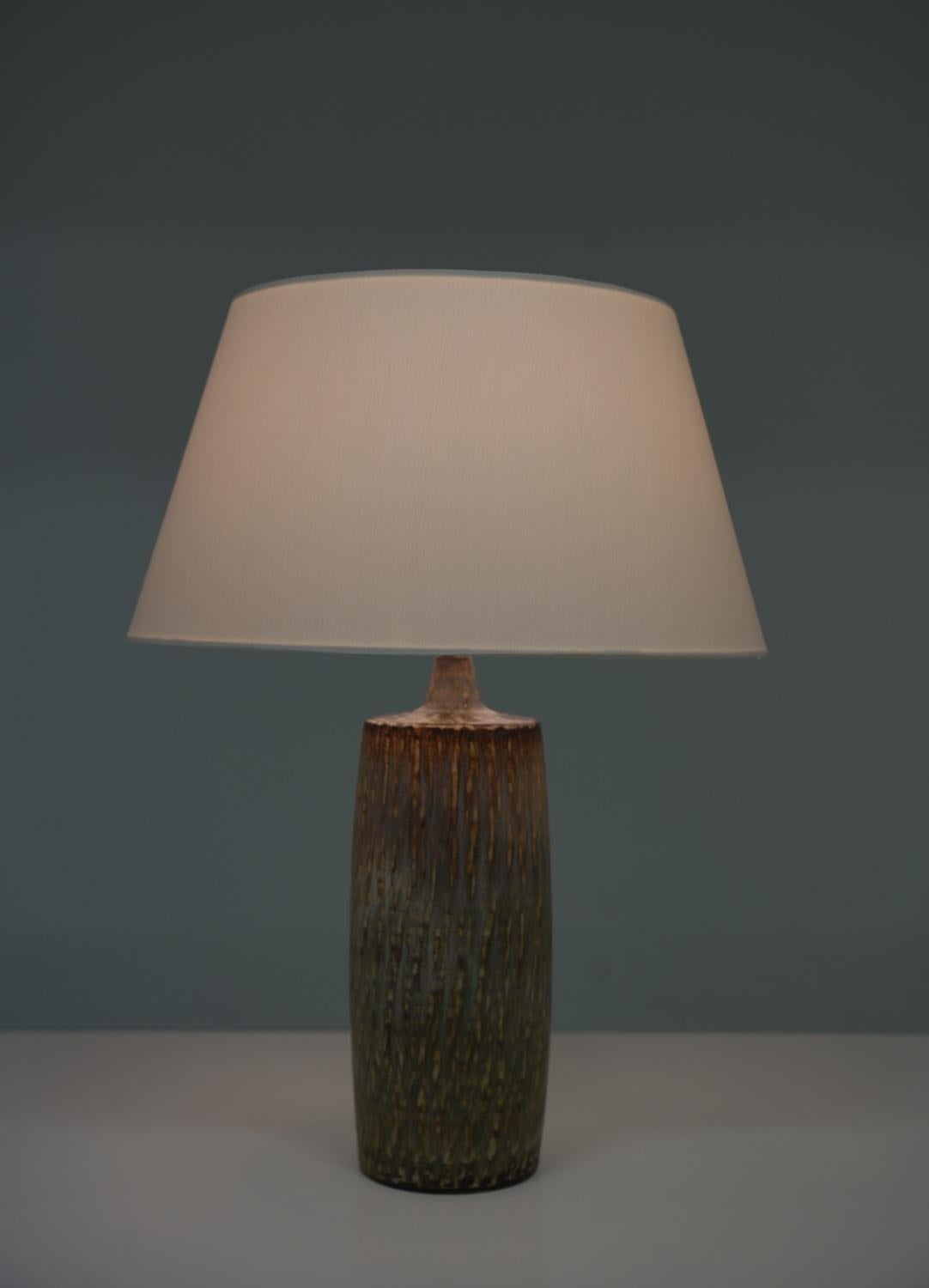 Swedish Midcentury Ceramic Table Lamp by Gunnar Nylund 2