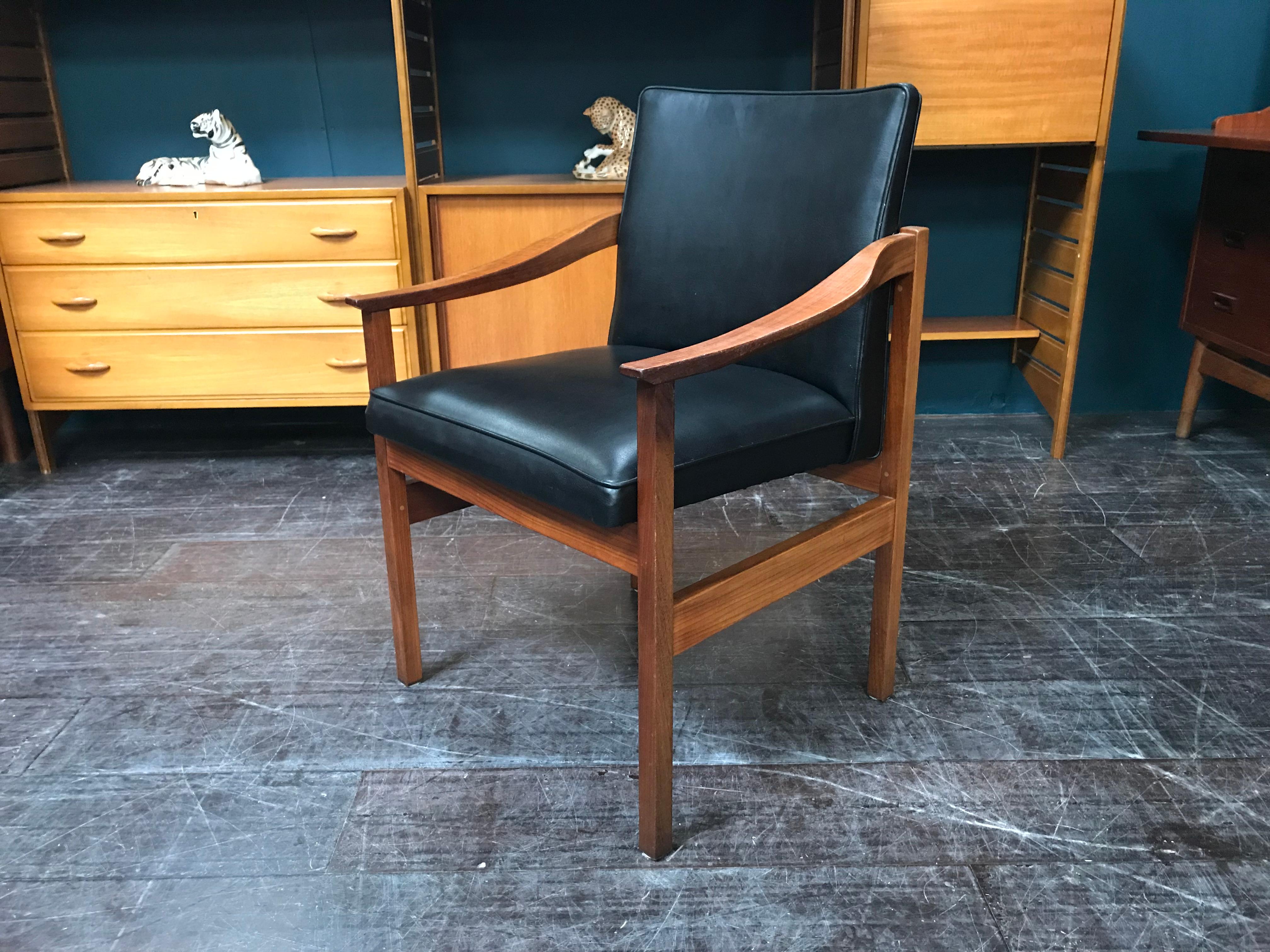 Swedish Midcentury Dining Chairs in Teak by Nils Jonsson for Troeds, Set of 8 For Sale 5