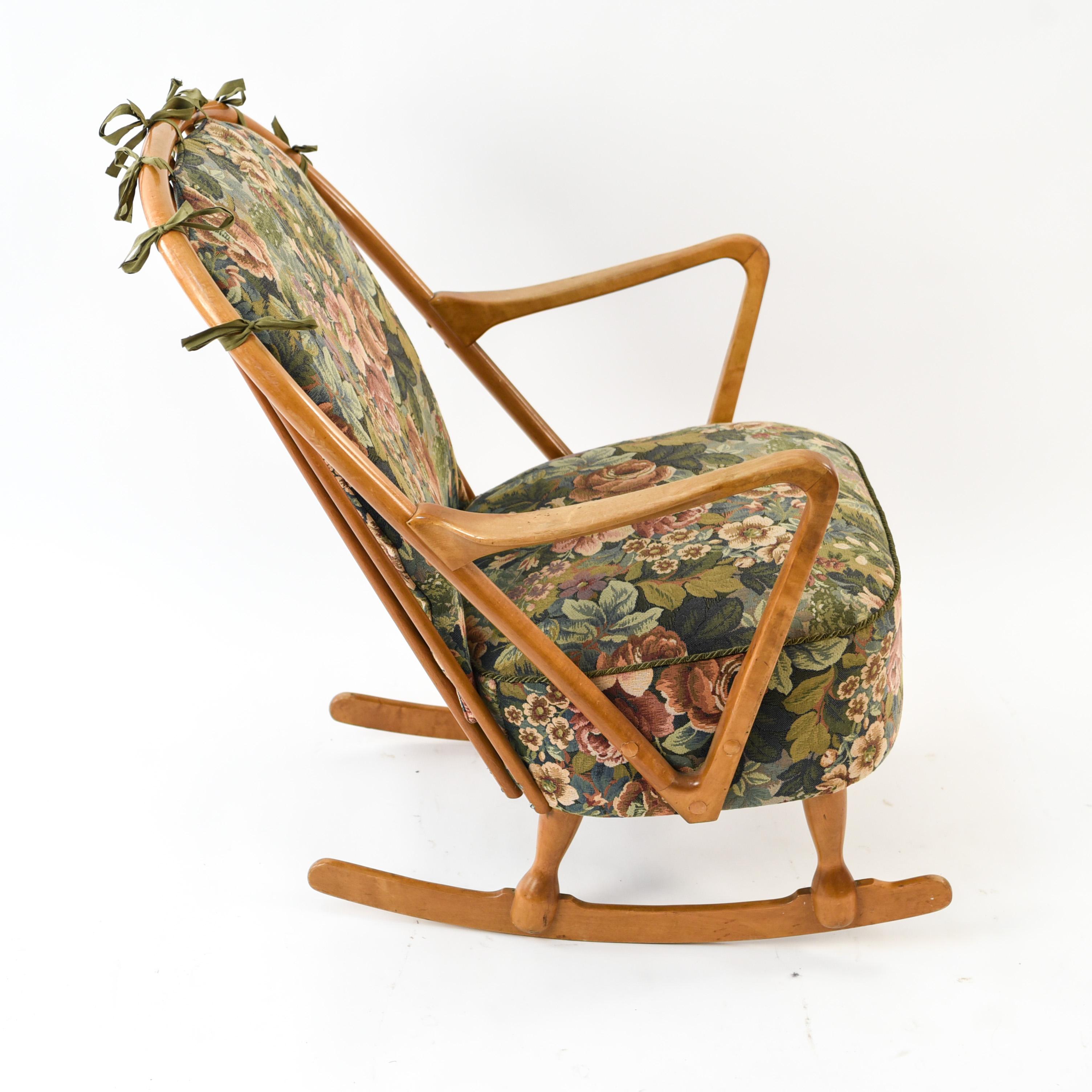 Swedish Midcentury Lennart Rocking Chair 4