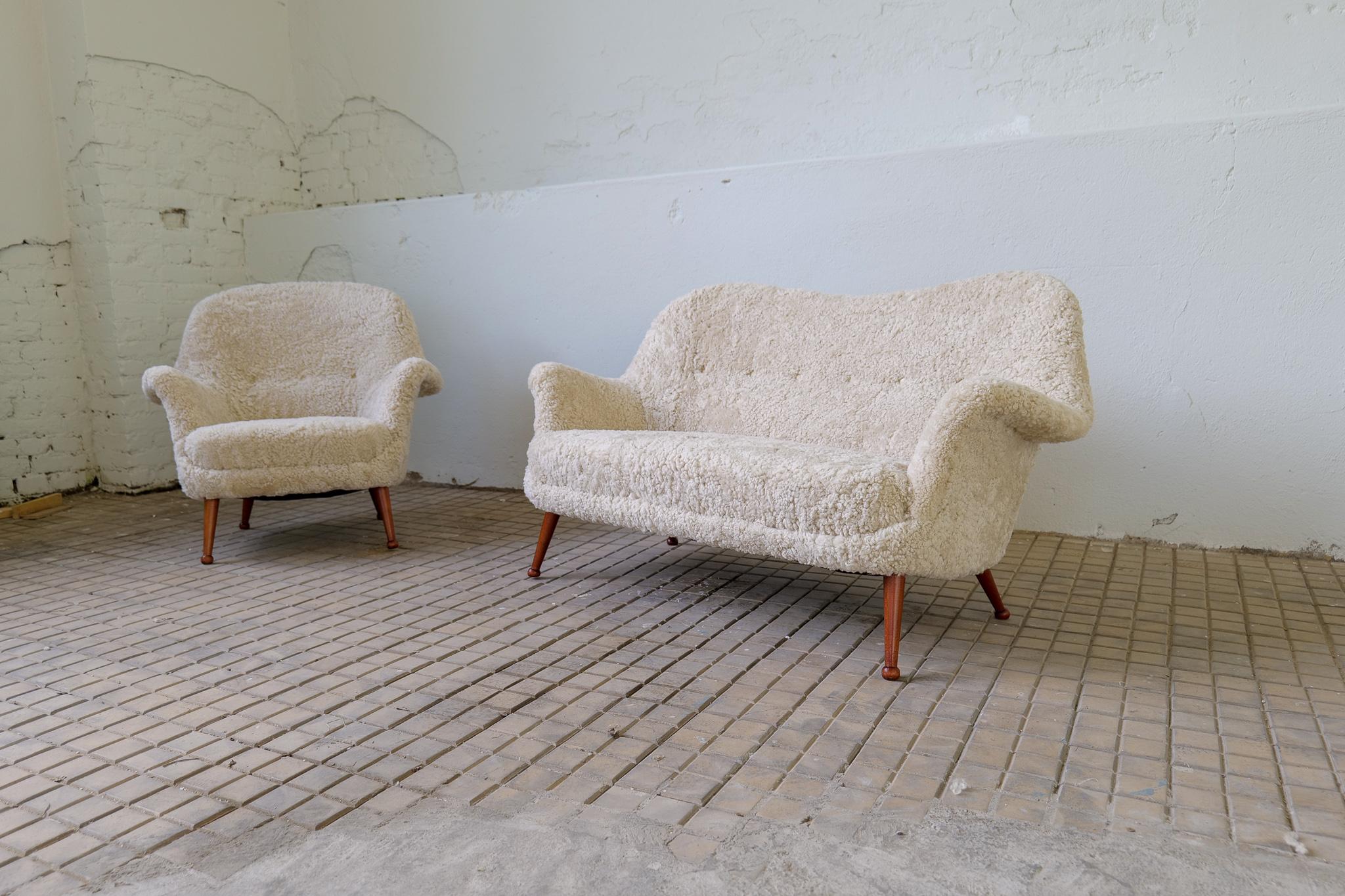 Swedish Mid-Century Lounge Chair 
