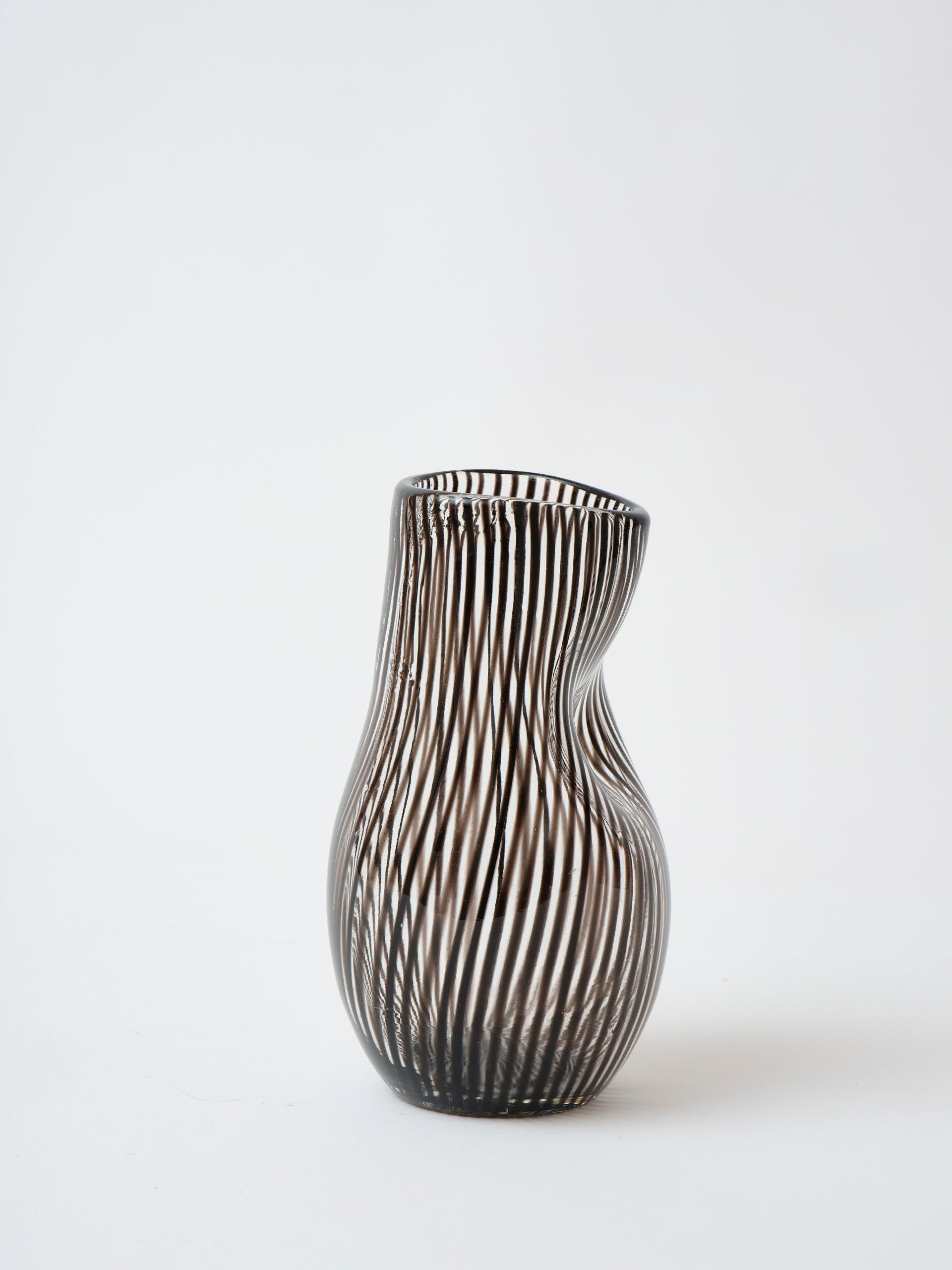 Swedish midcentury mouth blown striped glass vase In Good Condition For Sale In Frederiksberg C, DK