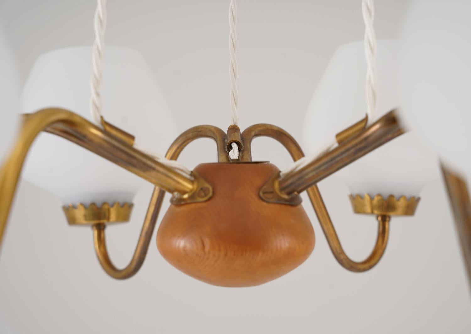 Laiton Pendentif suédois du milieu du siècle par ASEA Modèle A4126 en vente