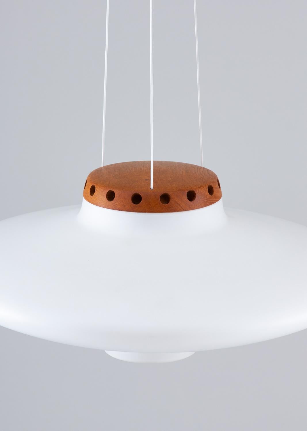 20th Century Swedish Midcentury Pendant in Oak and Opaline Glass by Luxus For Sale