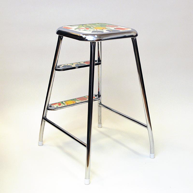 The Swedish classicer - and ever useful step stool of steel with a classic chrome finnish made by Awab 1950s.
Steady and multifunctional stool with two steps in front and a solid square top seat. The stool is very practical to have as an extra