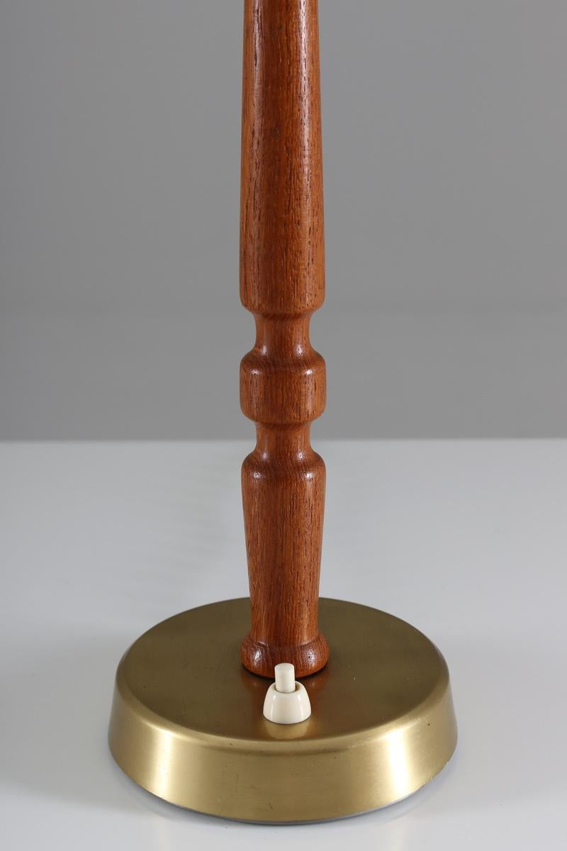 Swedish Midcentury Table Lamp by Hans Bergström Modell 743 4