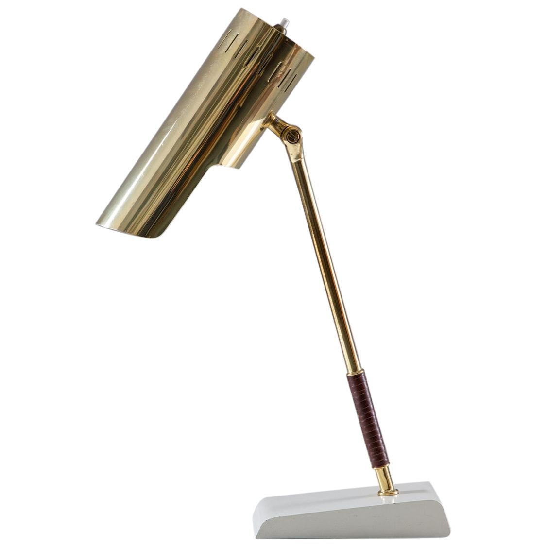 Swedish Midcentury Table Lamp in Leather and Brass by Boréns For Sale