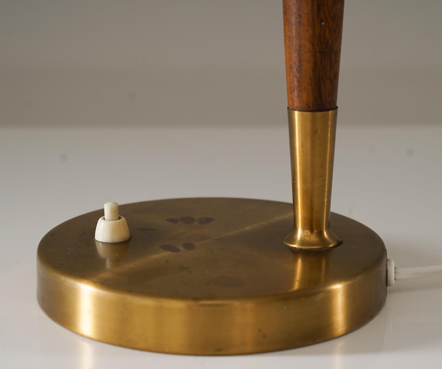 Swedish Midcentury Table Lamp in Perforated Brass For Sale 1
