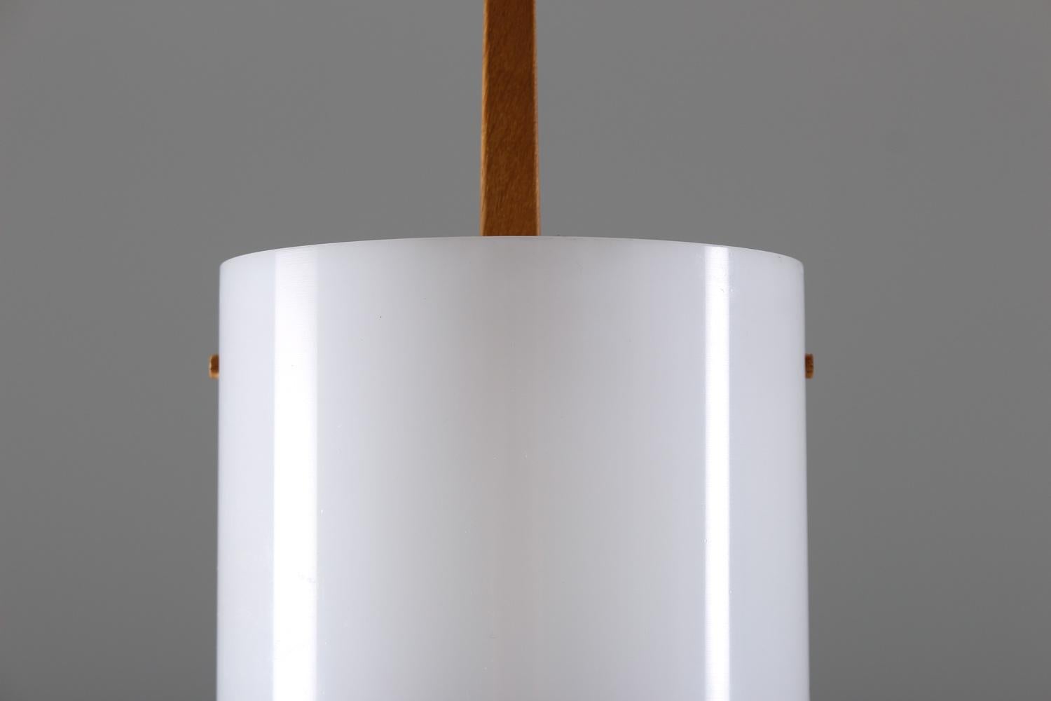 Swedish Midcentury Table Lamps in Acrylic and Oak by Luxus, 1960s In Good Condition In Karlstad, SE