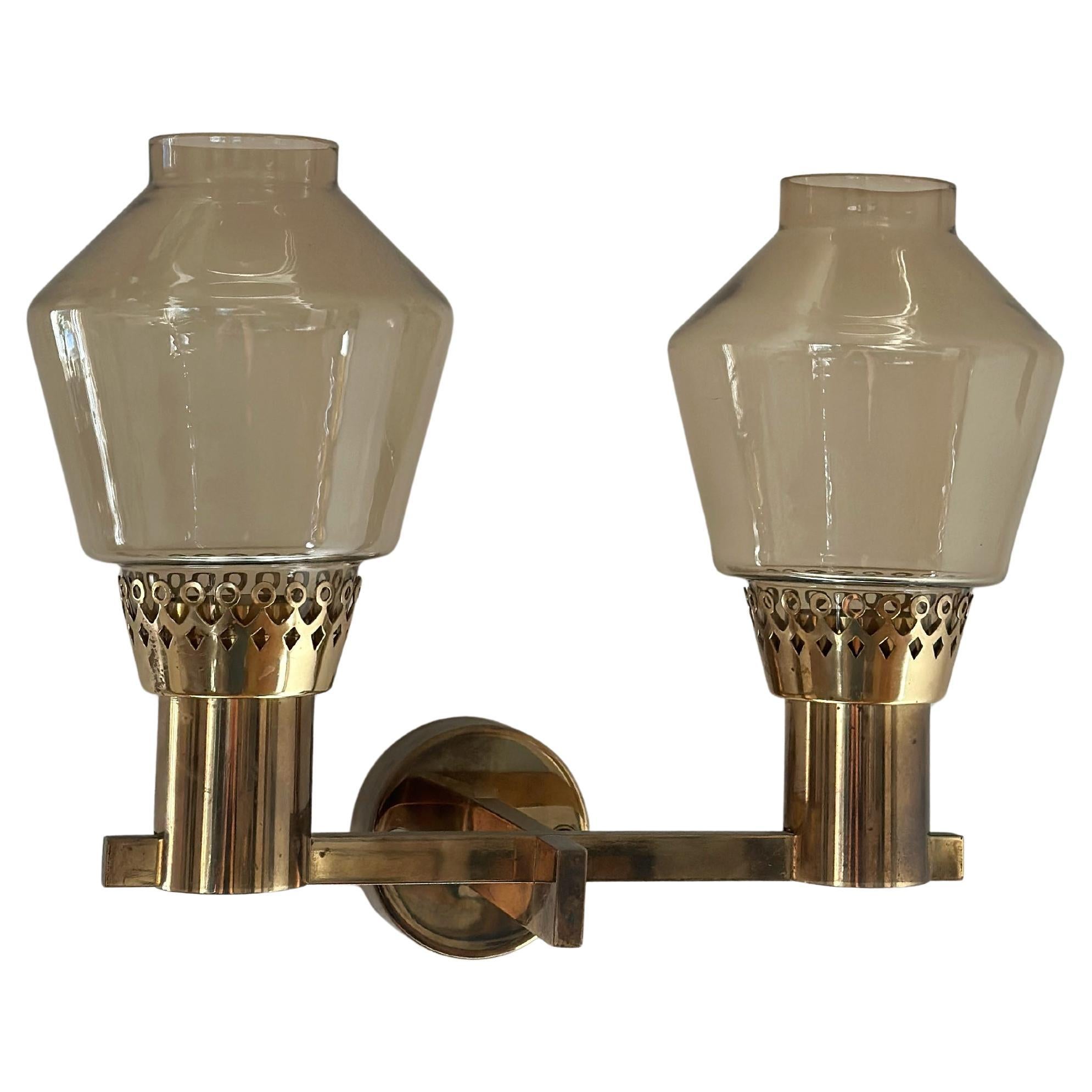 Swedish Midcentury Wall Lamp by Hans-Agne Jakobsson Model V-323/2