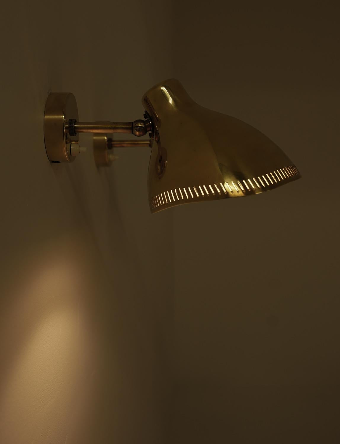 Lámparas de pared suecas de mediados de siglo by ASEA en venta 4
