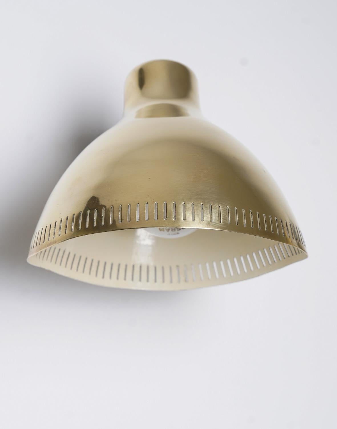 Lámparas de pared suecas de mediados de siglo by ASEA en venta 2
