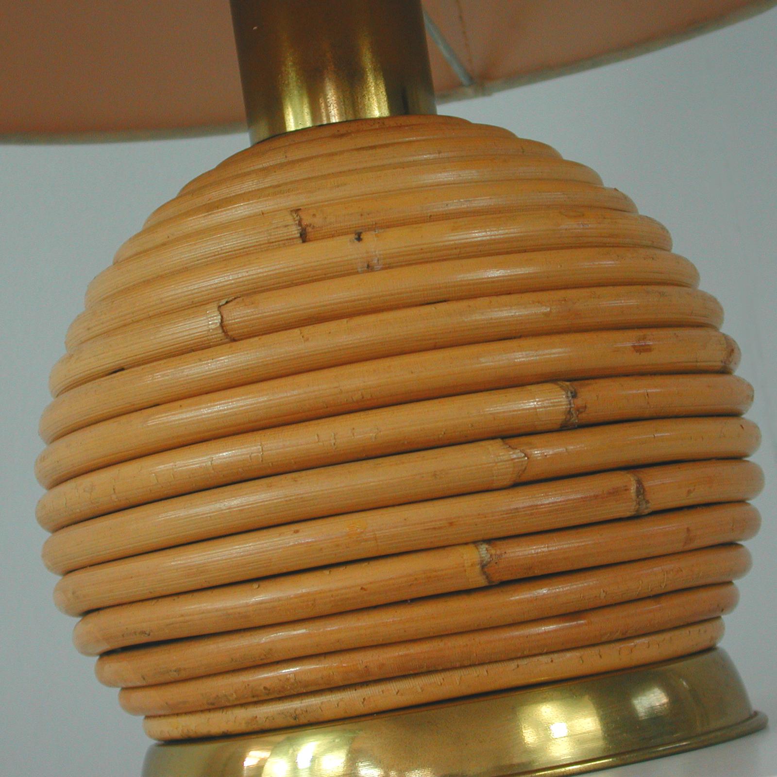Swedish Midcentury Wicker and Brass Globe Table Lamp, 1960s For Sale 2