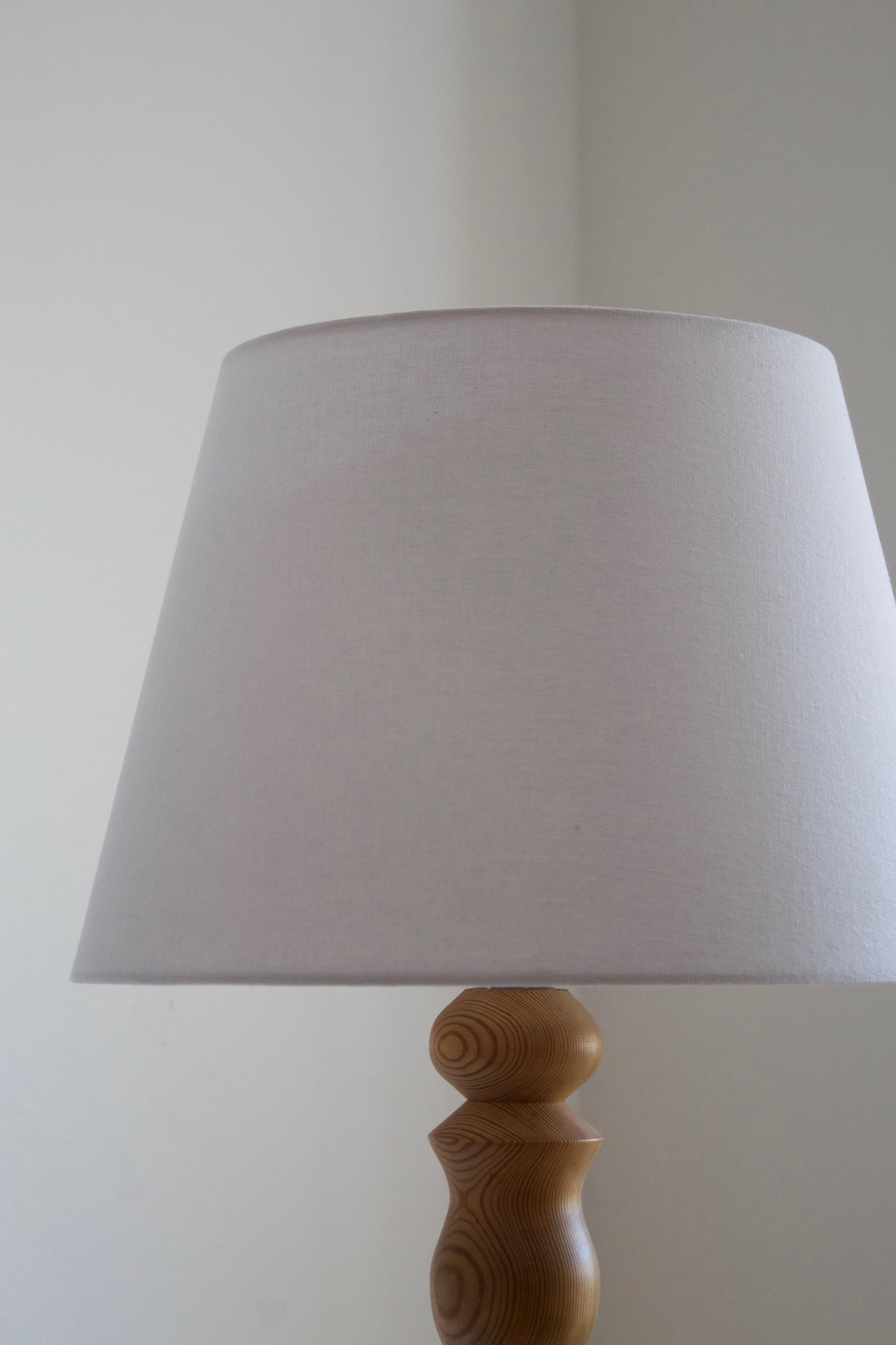 Late 20th Century Swedish, Minimalist Floor Lamp, Solid Pine, Fabric, Sweden, 1960s