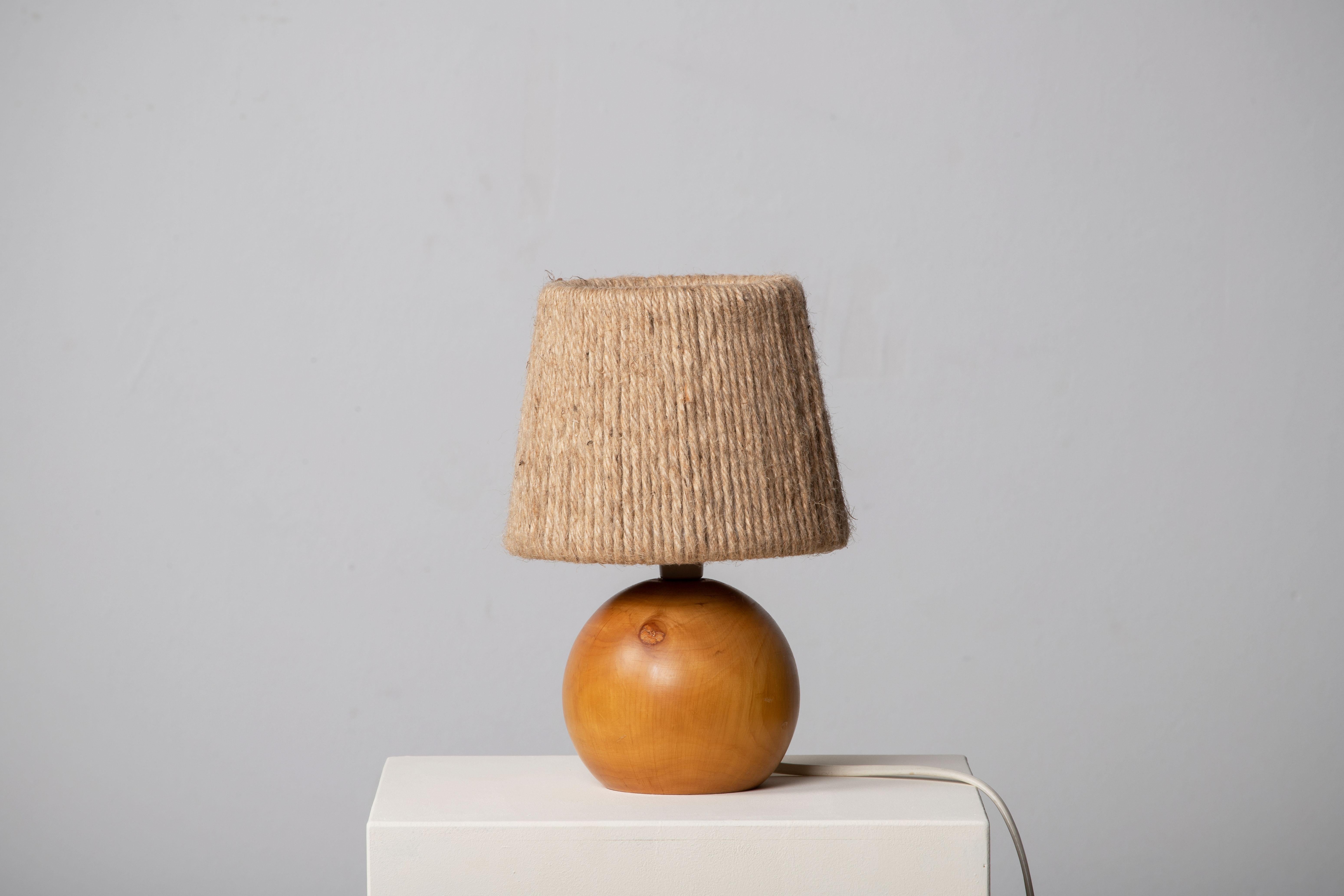 Mid-Century Modern Swedish, Minimalist Round Table Lamp, Pine, Sweden, 1970