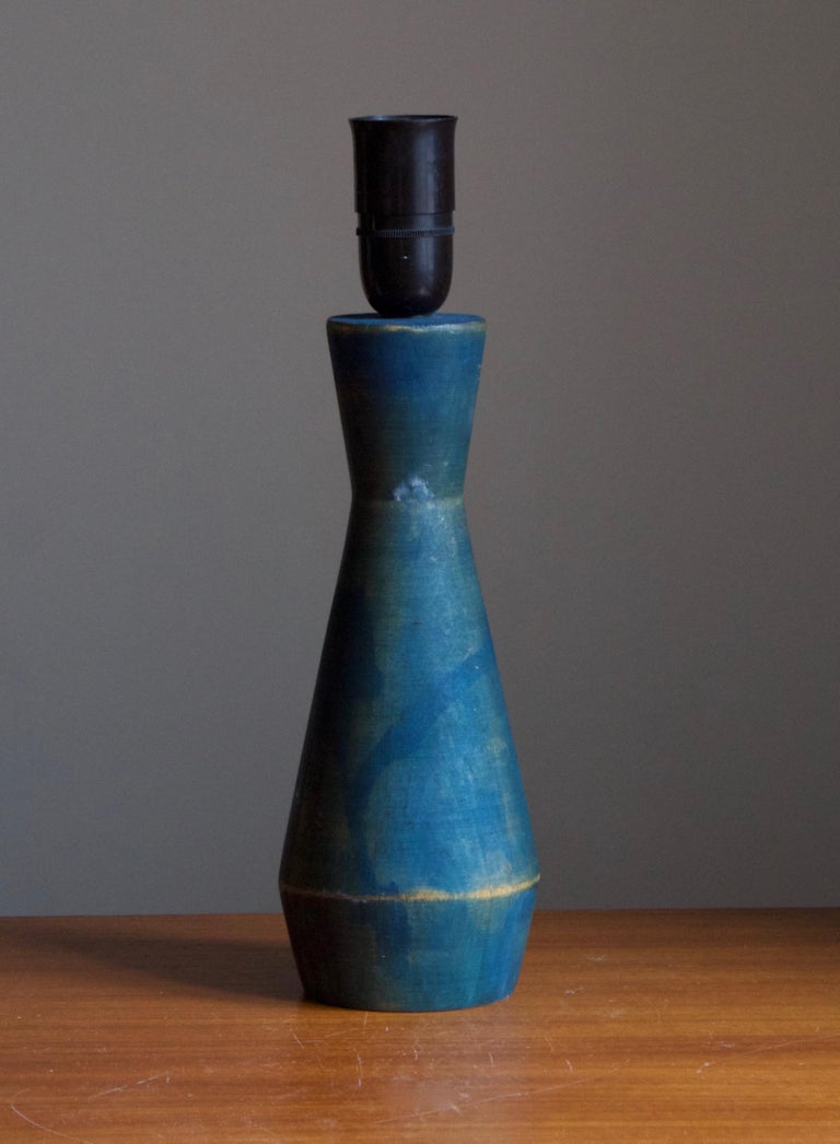 Mid-Century Modern Swedish, Minimalist Table Lamp, Blue-Painted Wood, Sweden, 1950s For Sale