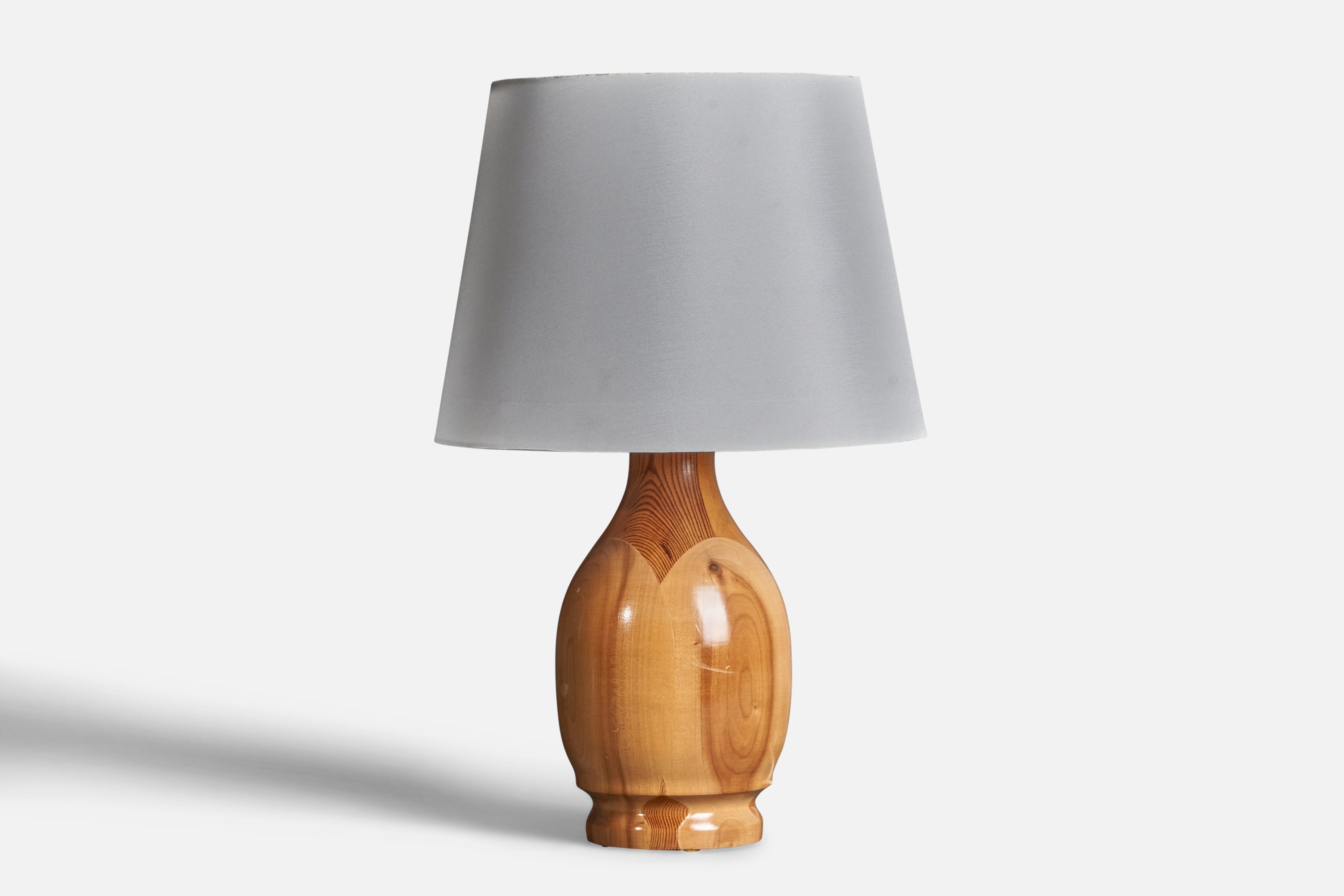 Swedish, Minimalist Table Lamp, Solid Pine, Rattan, Sweden, 1989