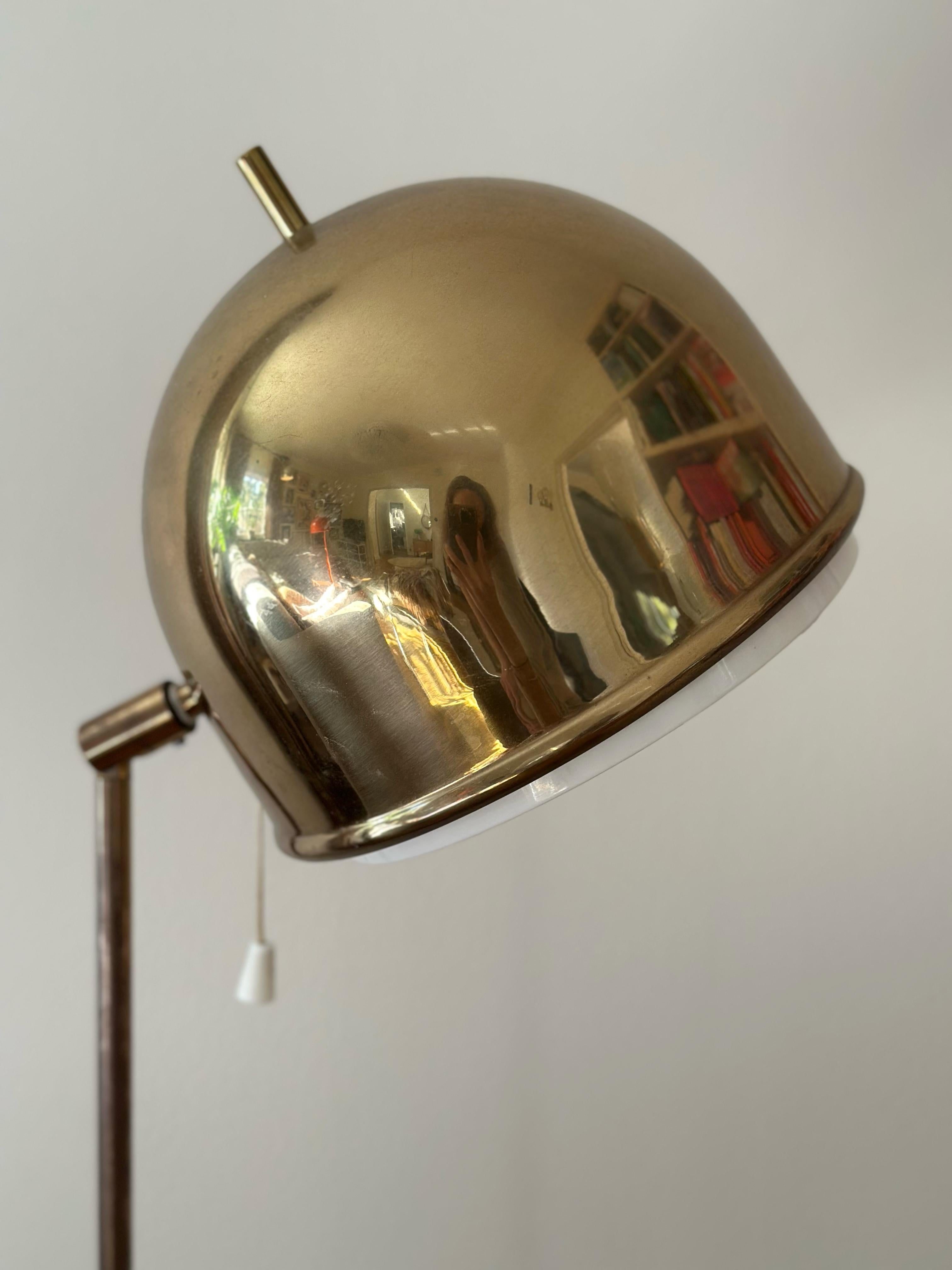 Mid-Century Modern Lampadaire Mod suédois G-075 par Bergboms, années 1960, incl DIFFUSER PLASTIC ORIGINAL en vente
