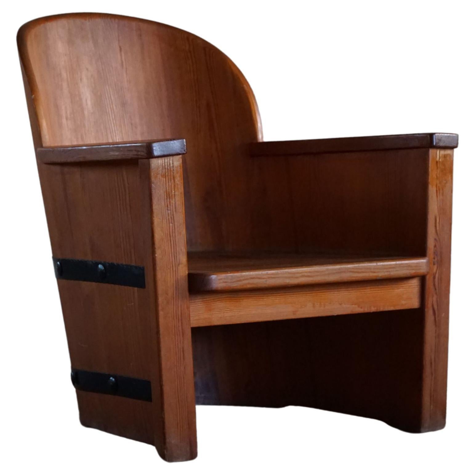 Swedish Modern Armchair in Pine, Attributed Axel Einar Hjorth for Åby Furniture 11