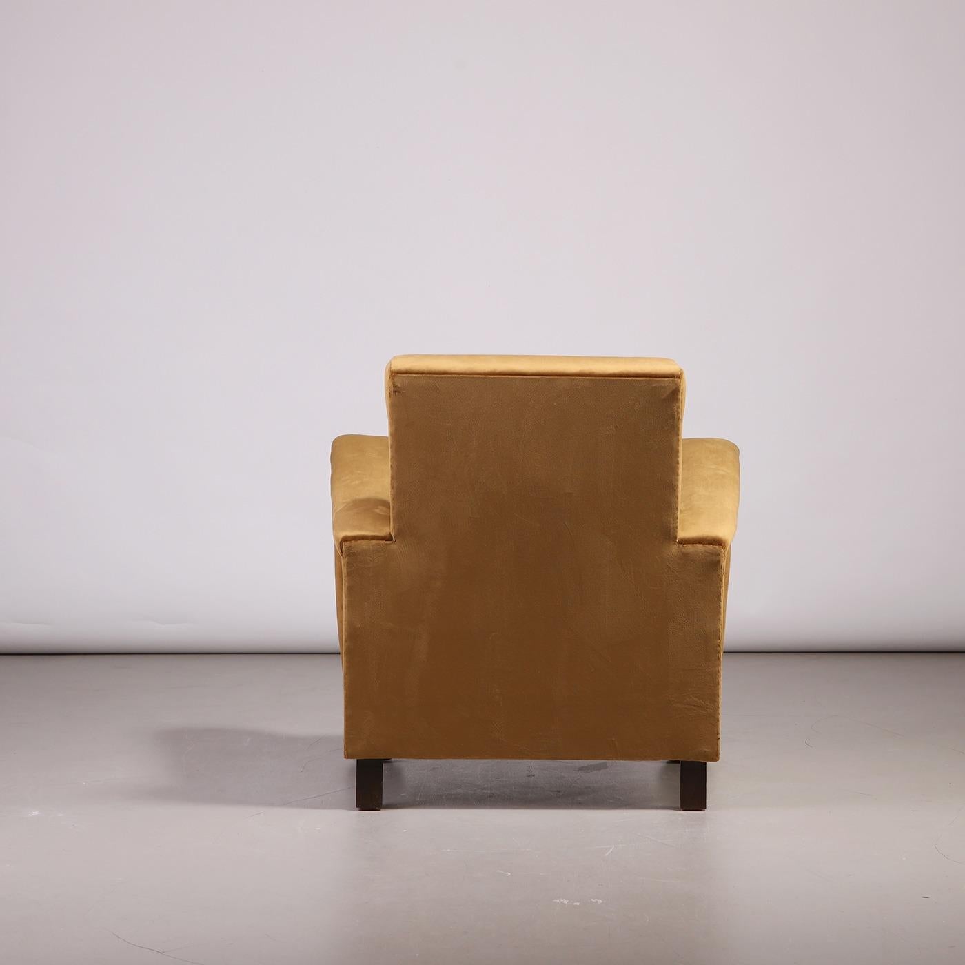 Mid-20th Century Swedish Modern Armchair in Yellow Fabric, 1940s For Sale