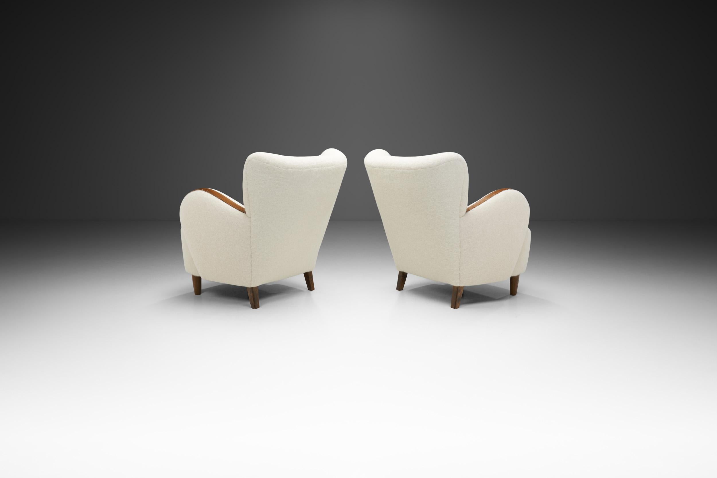 Swedish Modern Armchairs with Elm Legs, Sweden 1950s In Good Condition For Sale In Utrecht, NL