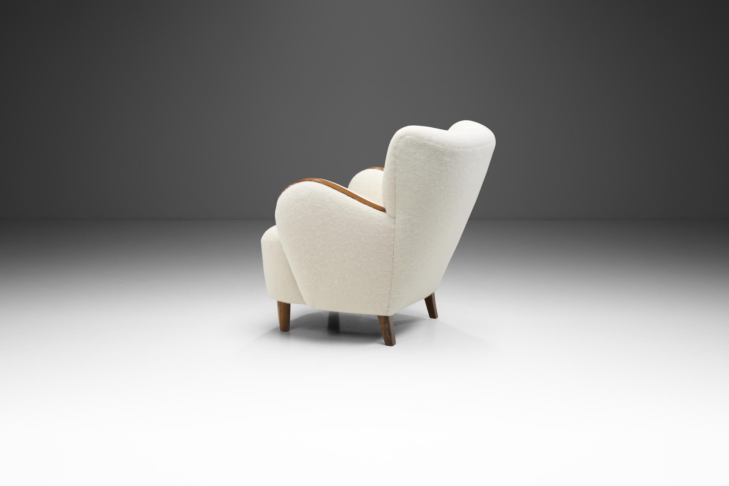 Swedish Modern Armchairs with Elm Legs, Sweden 1950s For Sale 2