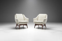 Schwedische moderne Sessel mit strukturellen Beinen, Schweden, 1960er Jahre
