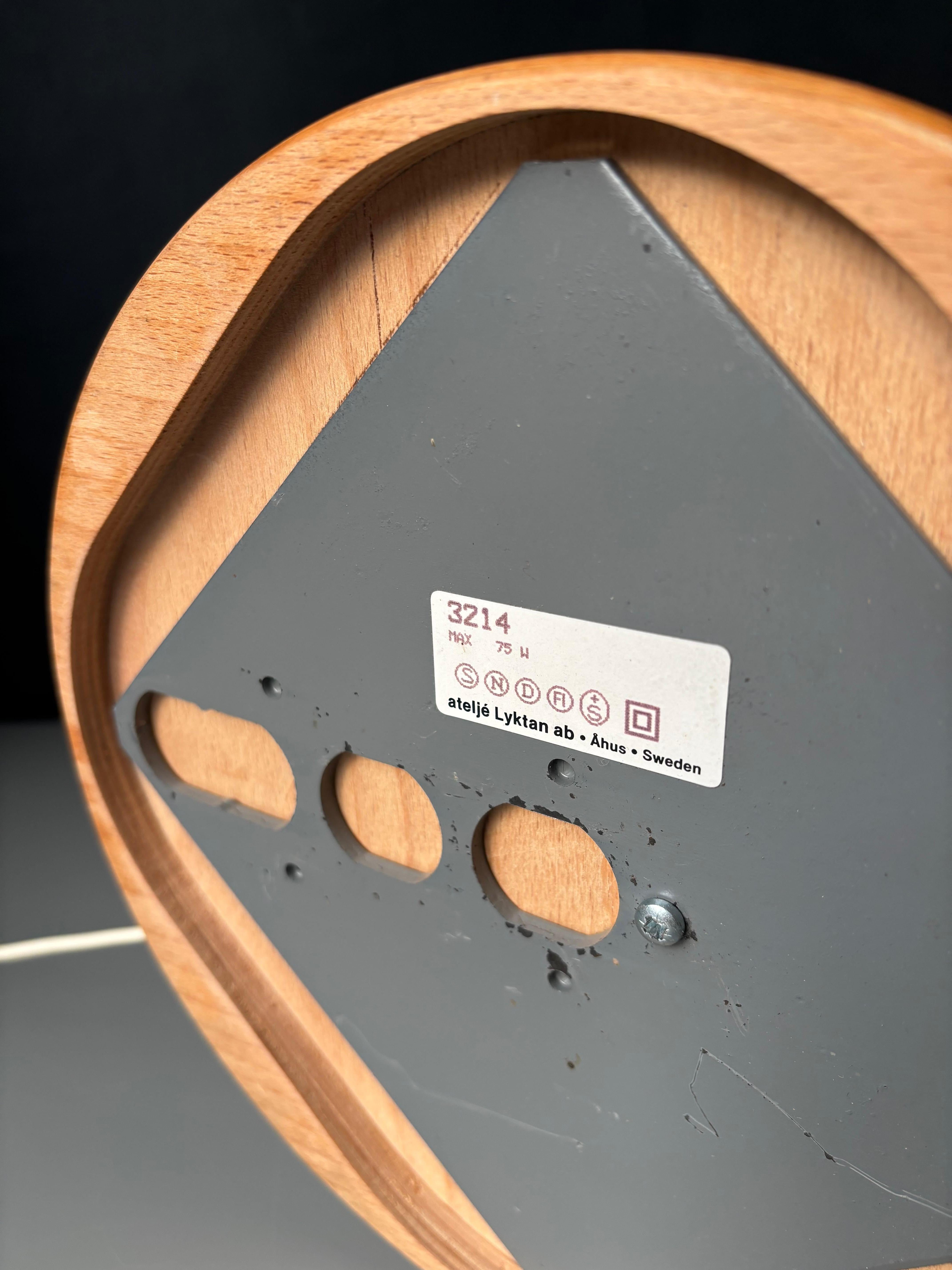 Ateljé Lyktan Lámpara de madera de ratán, Suecia Años 70 en venta 6