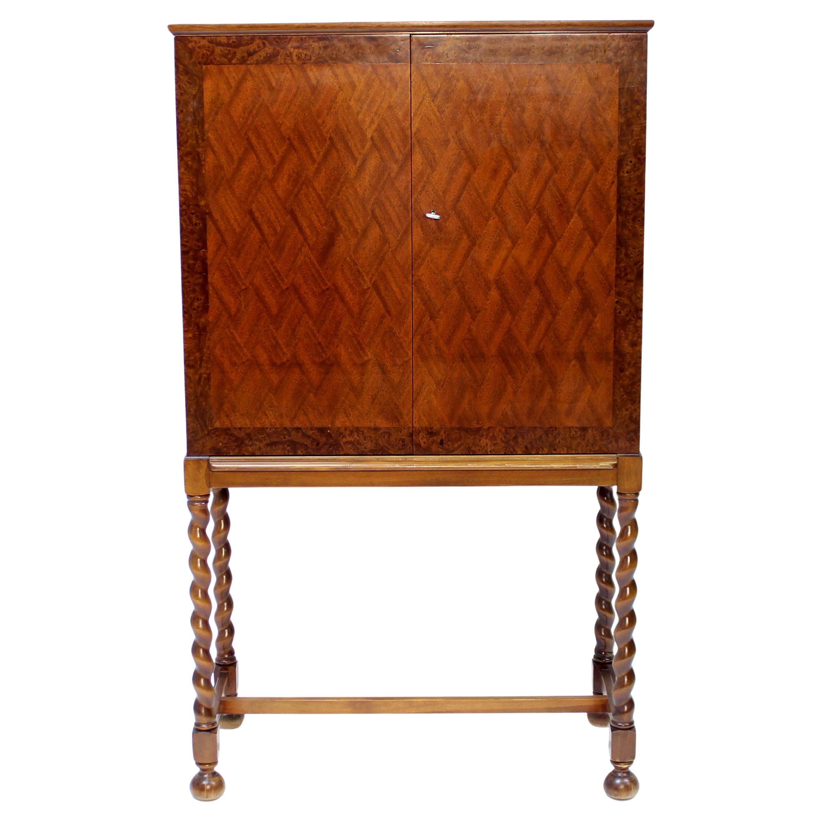 Swedish Modern bar cabinet in Mahogany and root veneer, 1940s