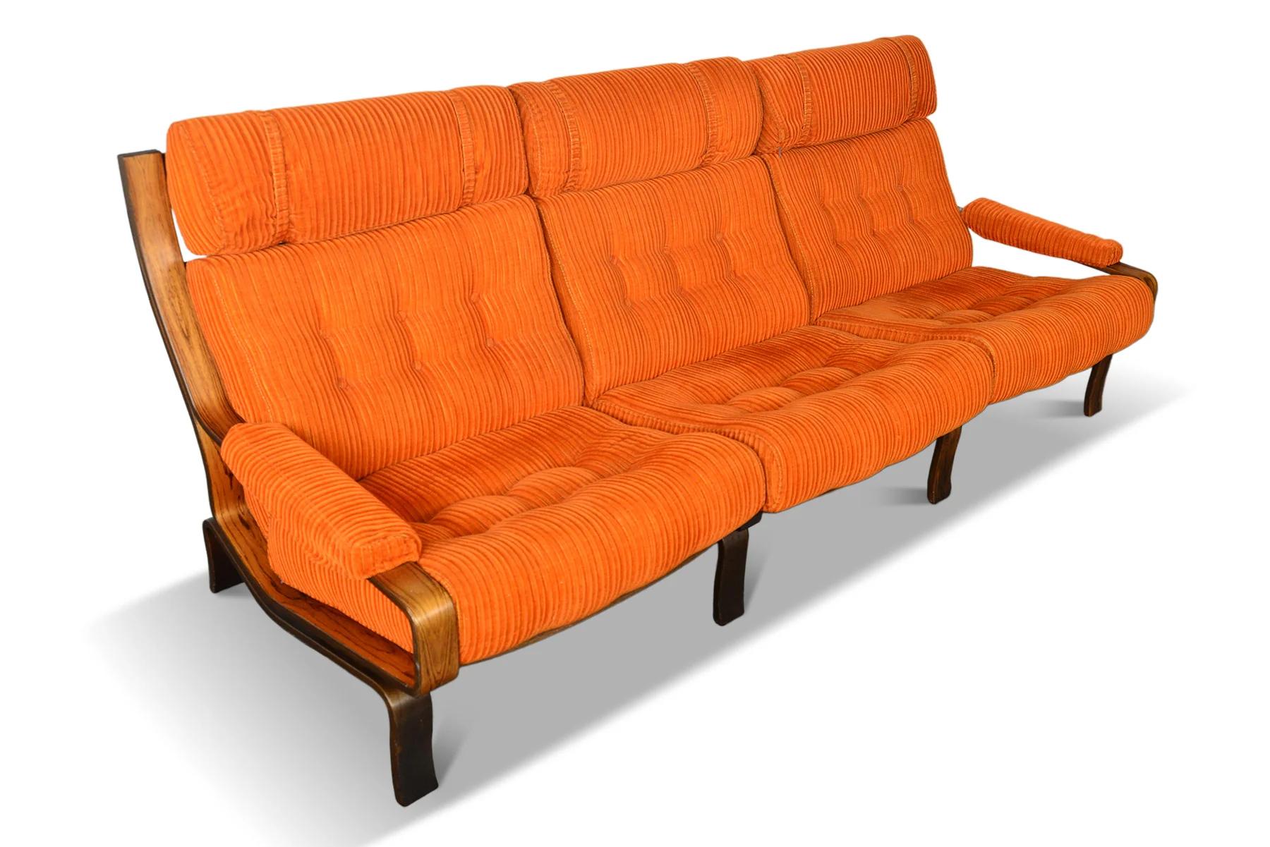 Swedish Modern Bent Rosewood Sofa by Lindlofs Mobler In Excellent Condition For Sale In Berkeley, CA
