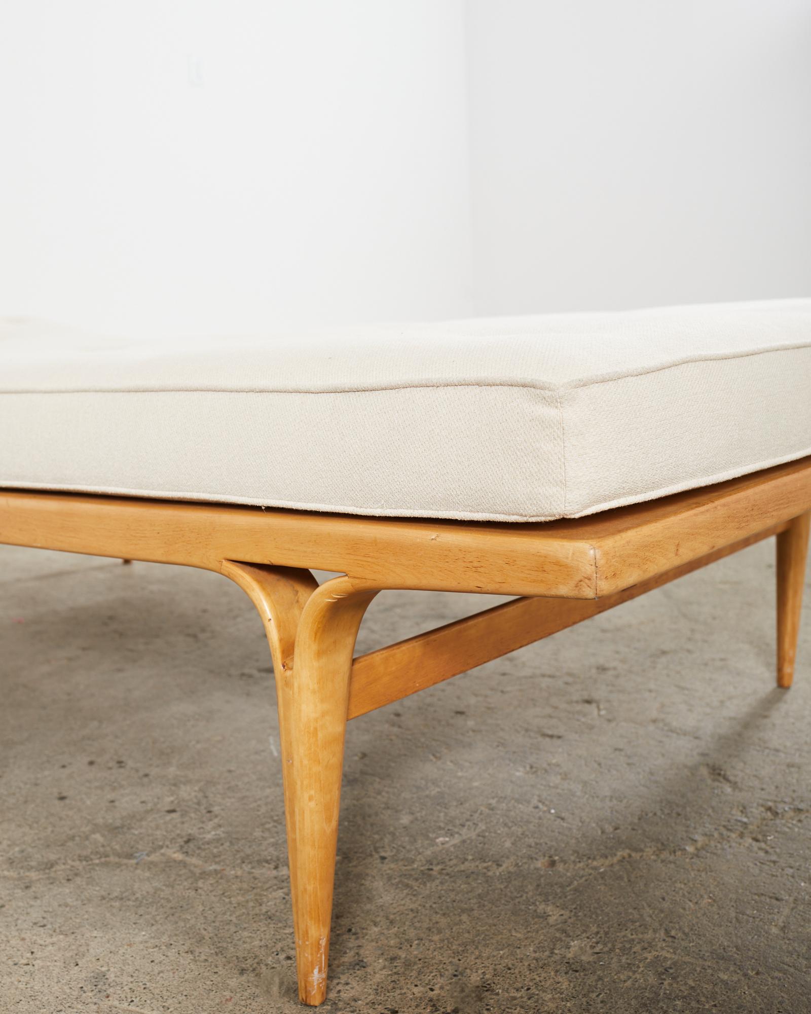 Swedish Modern Berlin Daybed T303 by Bruno Mathsson 1960 For Sale 5