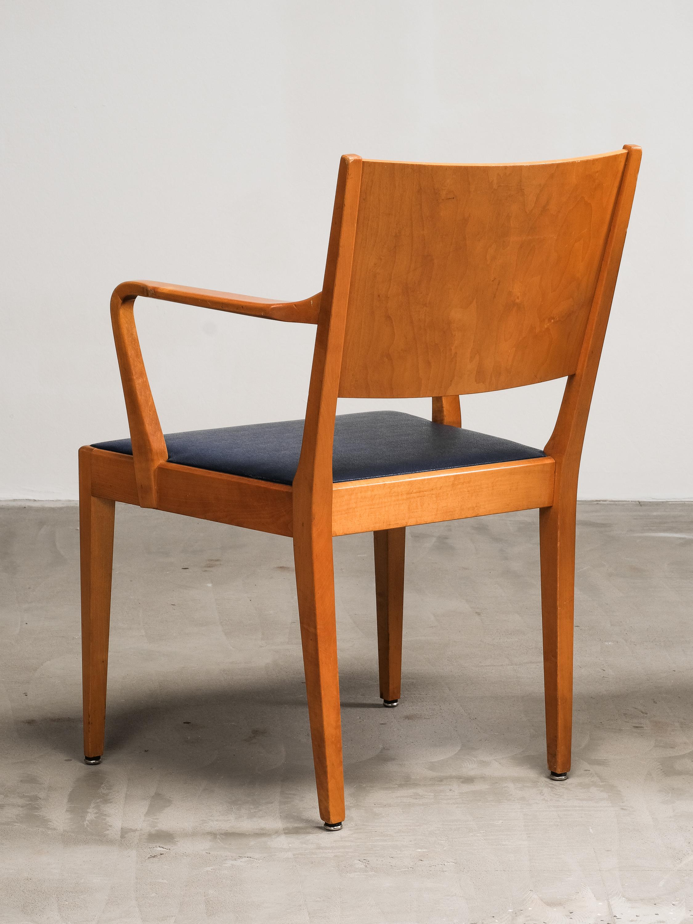 Swedish Modern Birch Armchairs with Blue Faux Leather Upholstery, 1940s im Angebot 8