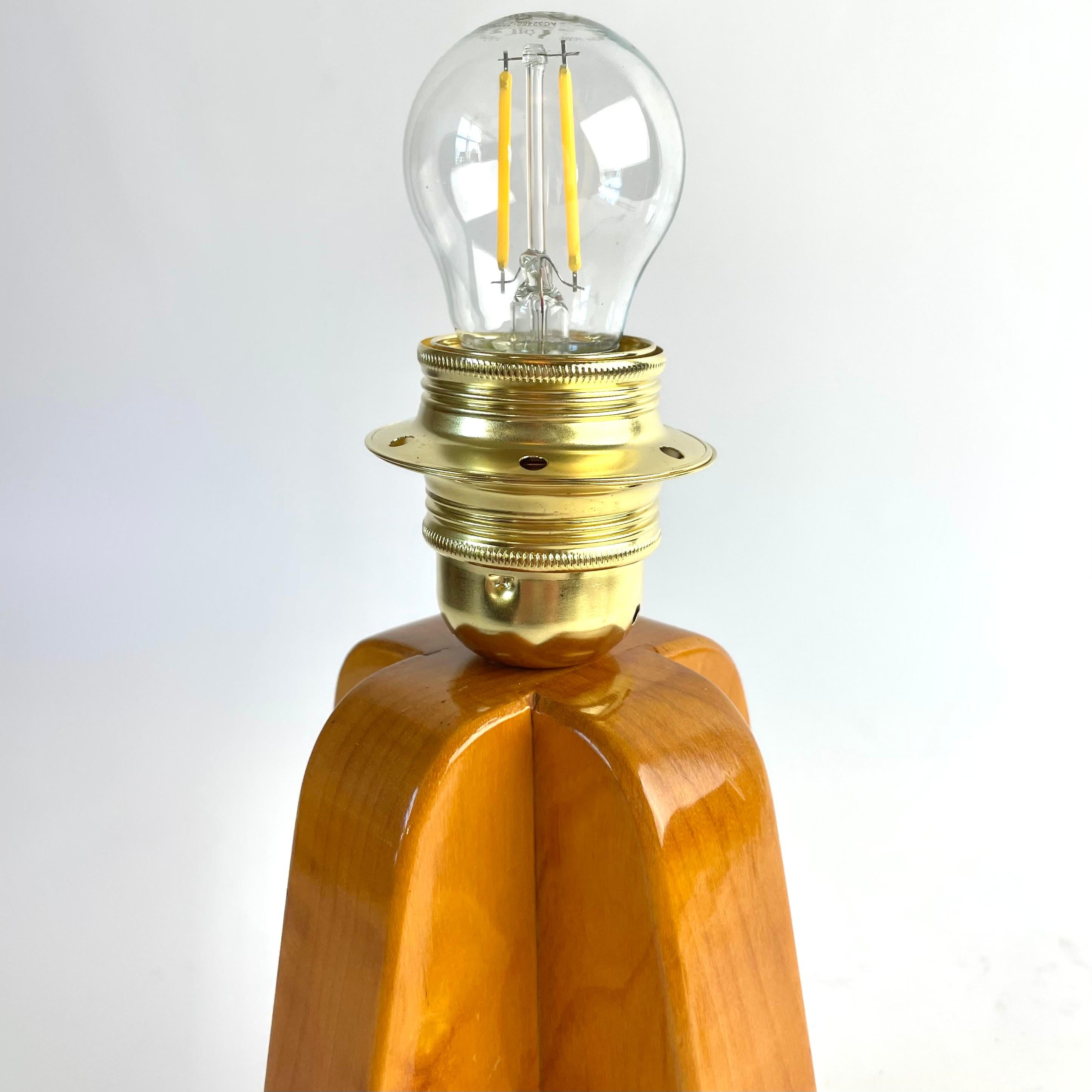 Lampe de table moderne suédoise en bouleau, années 1940 en vente 2