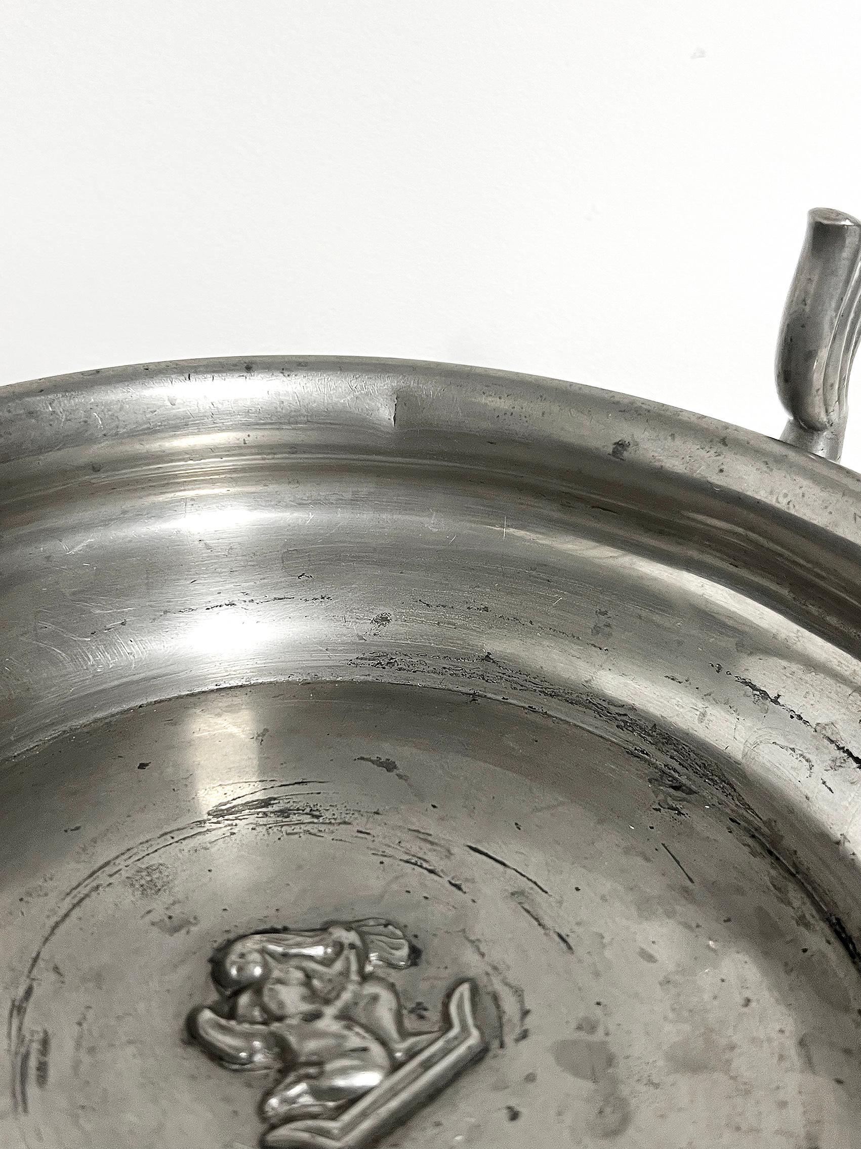 Swedish Modern Bowl in Pewter by CG Hallberg, 1930 For Sale 1