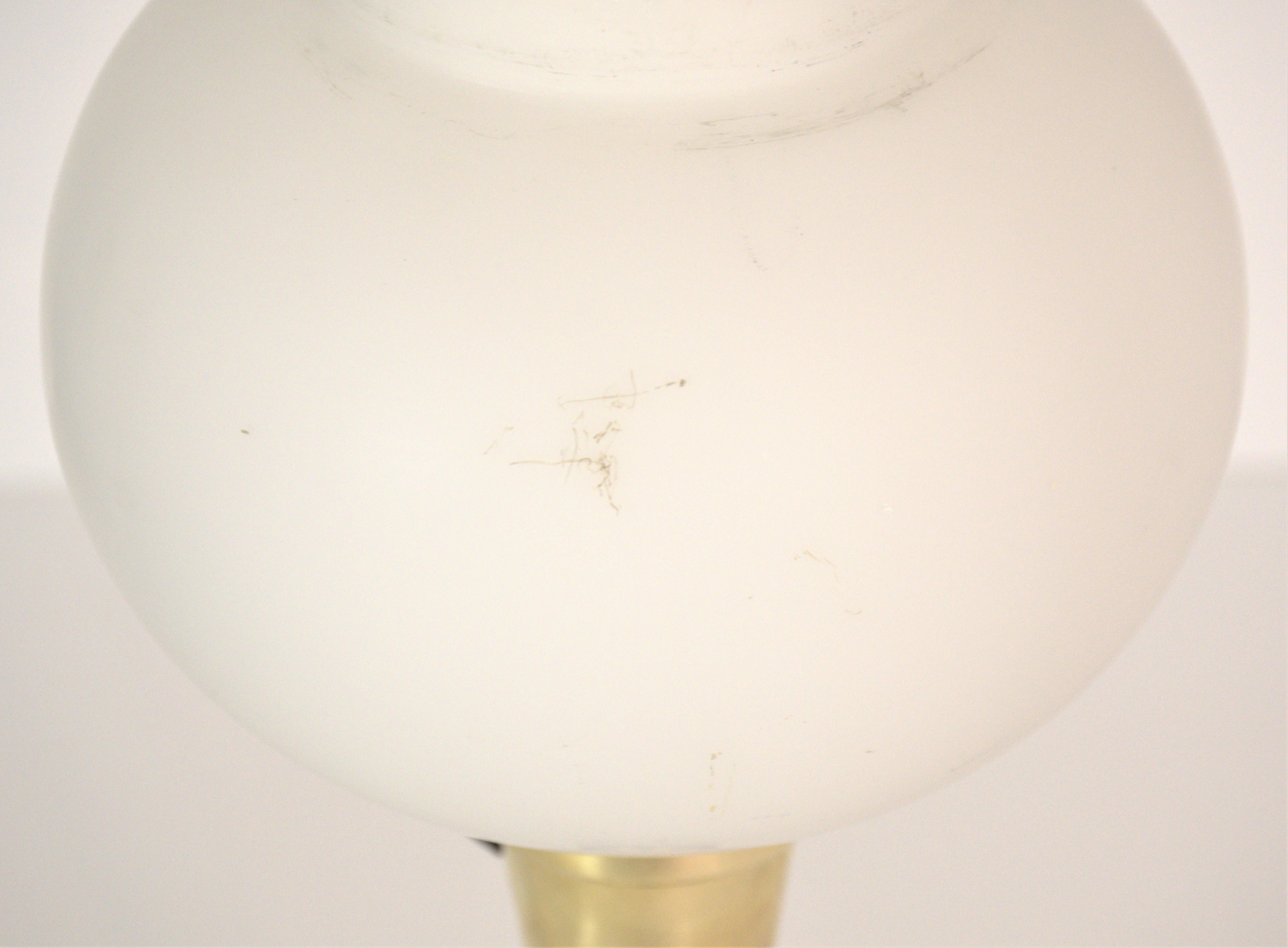 Lampe de table moderne suédoise en laiton et en Beeche par Hans Bergström, années 1940. en vente 1