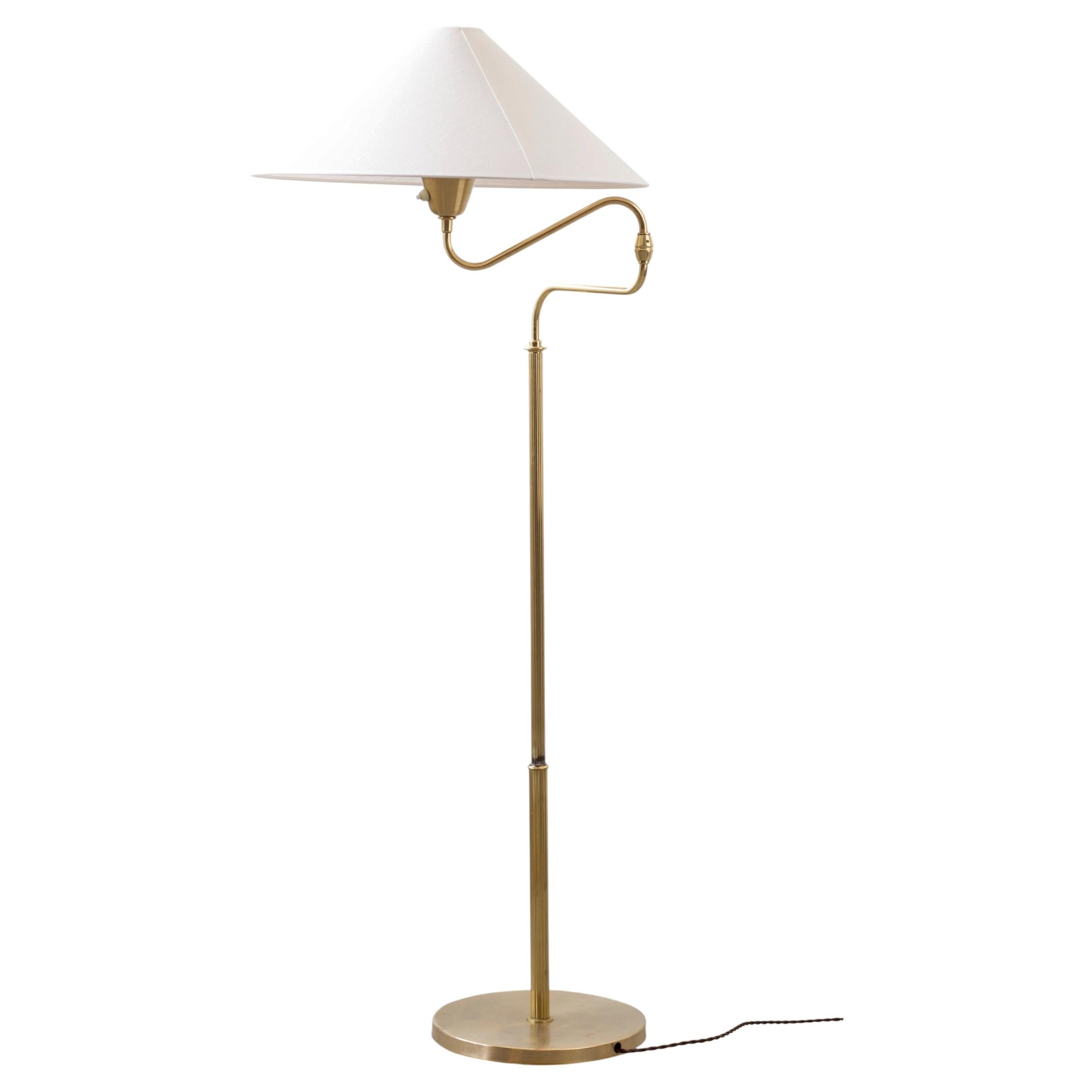 Lampada da terra moderna svedese in ottone di Armaturhantverk, Svezia, anni 1930-40