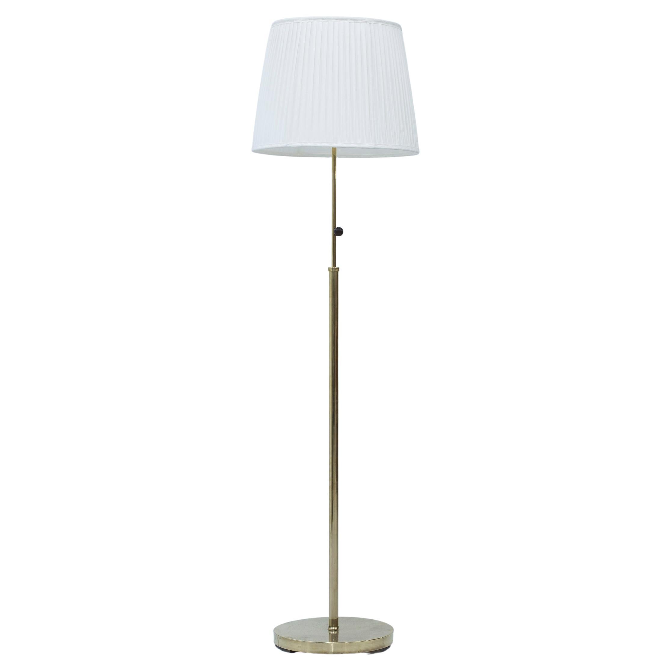 Swedish Modern Brass Floor Lamp, Sweden 1940s in the Manner of Josef Frank For Sale