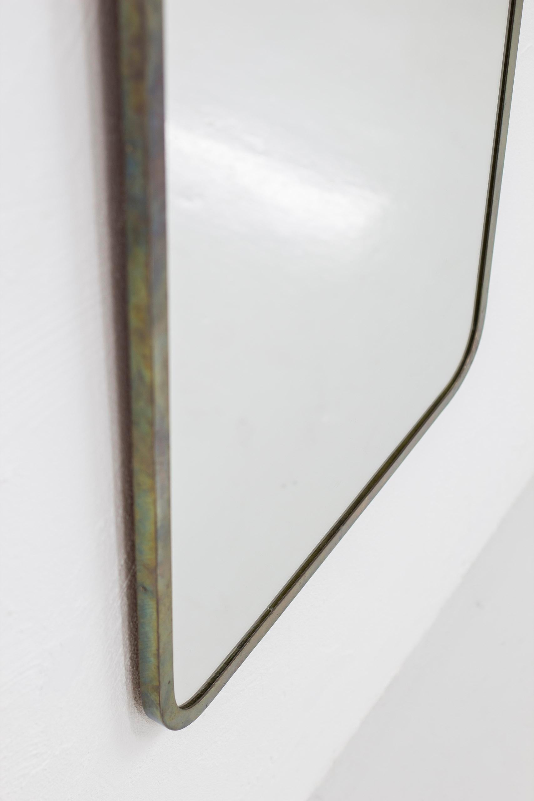 Swedish modern brass mirror, beautiful patina, by Nordiska Kompaniet, NK, 1930 For Sale 3