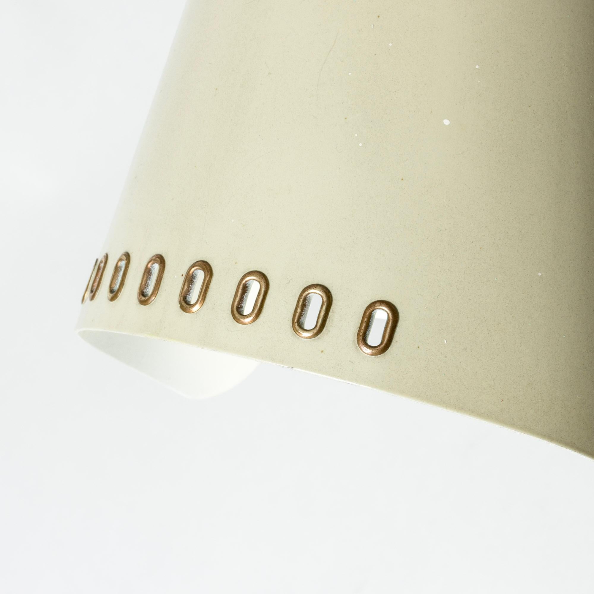 Mid-20th Century Swedish Modern Brass Table Lamp from Fåglavik, Sweden, 1950s For Sale