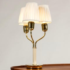 Lampada da tavolo moderna svedese in ottone, Svezia, anni '40