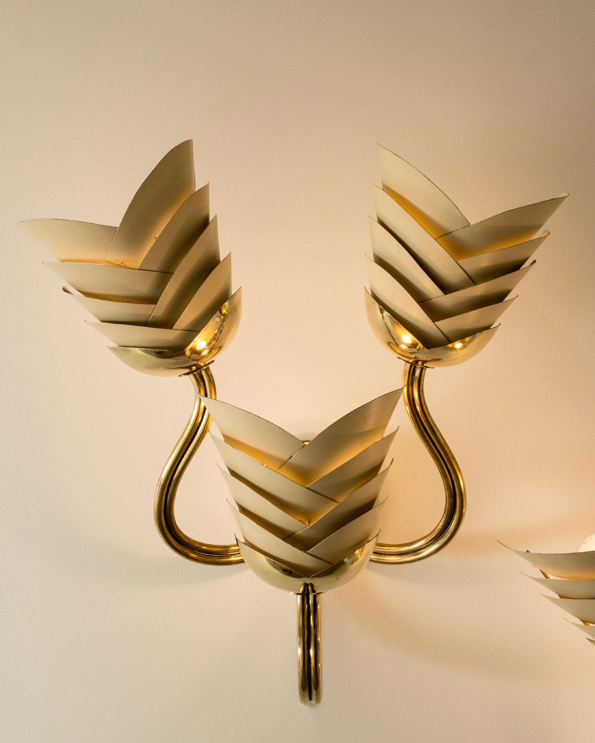 Swedish Modern Brass Wall lights, Sweden, 1940s For Sale 2