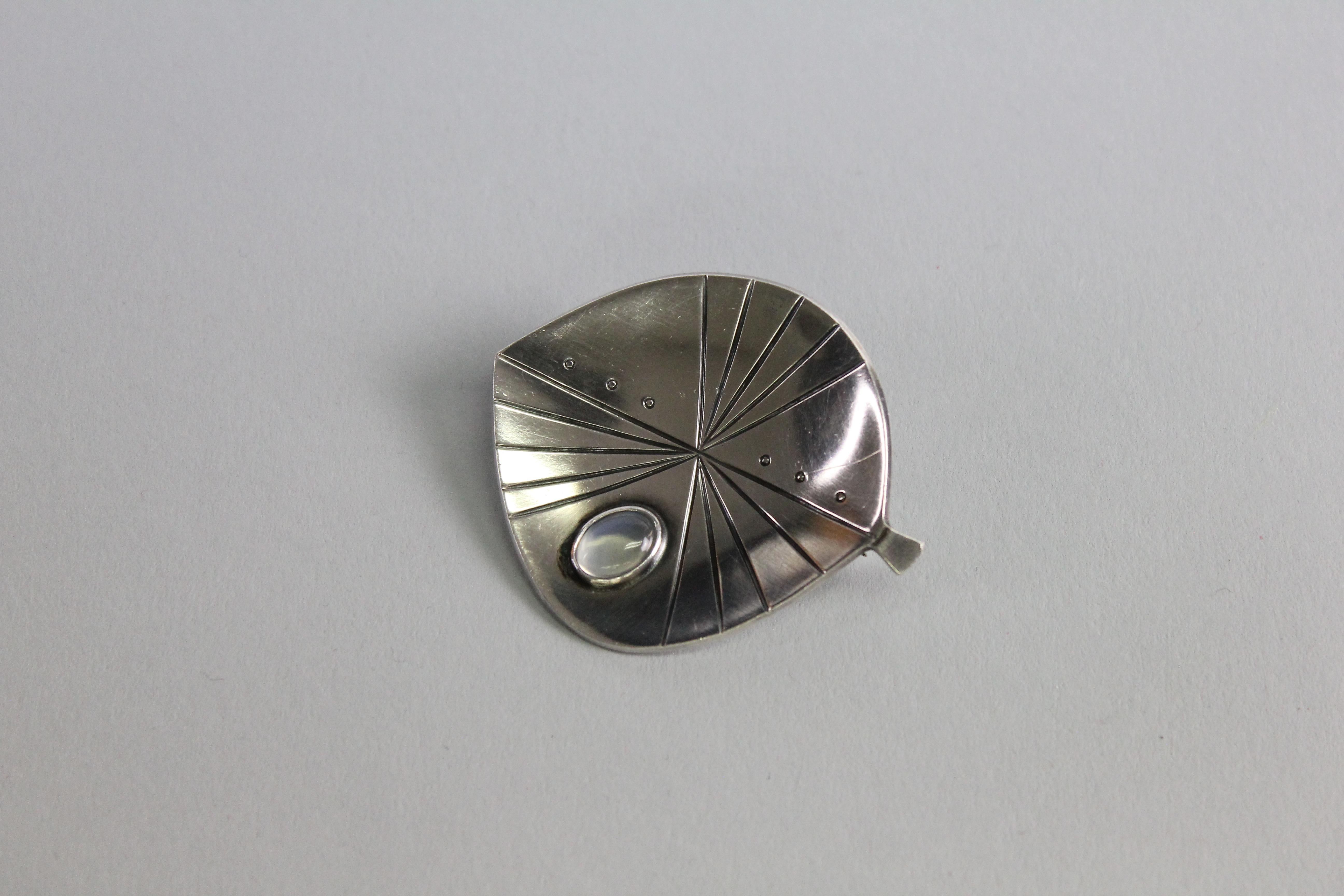 modern silver brooches