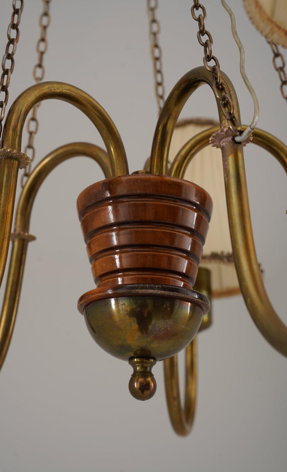 Swedish Modern Chandelier in Brass and Wood, 1940s For Sale 1