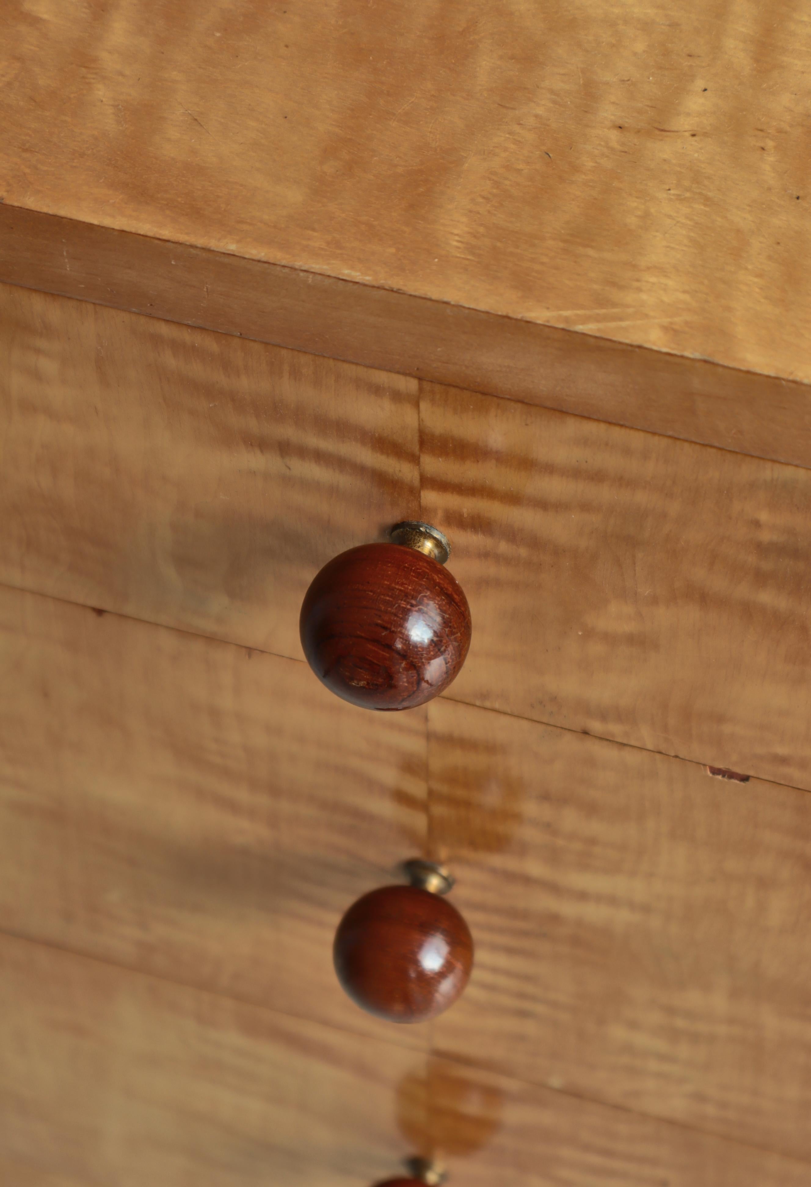 Swedish Modern Chest of Drawers by Axel Larsson in Birchwood, Bodafors, 1930s For Sale 4