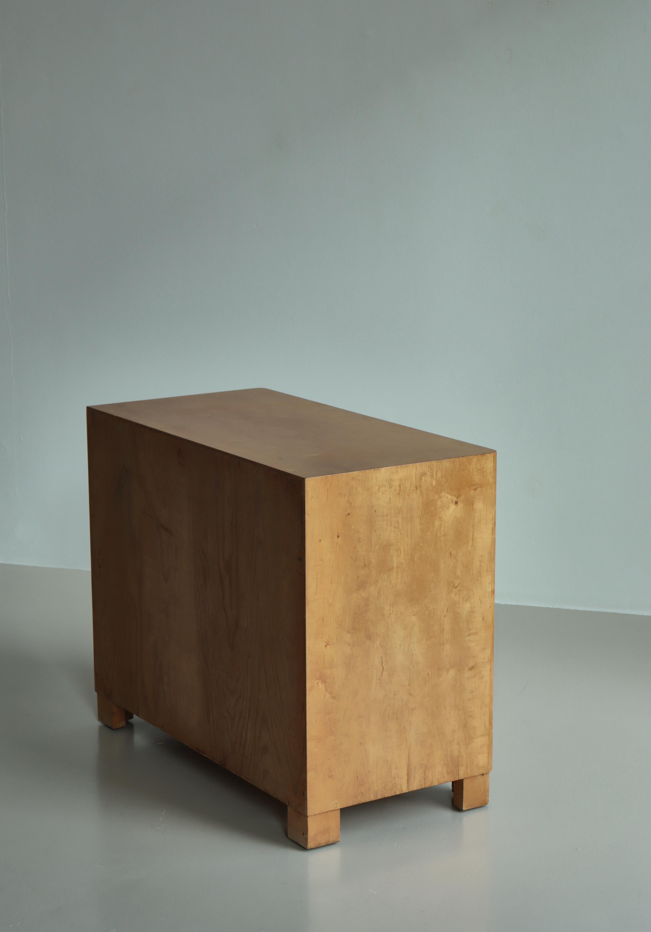 Swedish Modern Chest of Drawers by Axel Larsson in Birchwood, Bodafors, 1930s For Sale 7