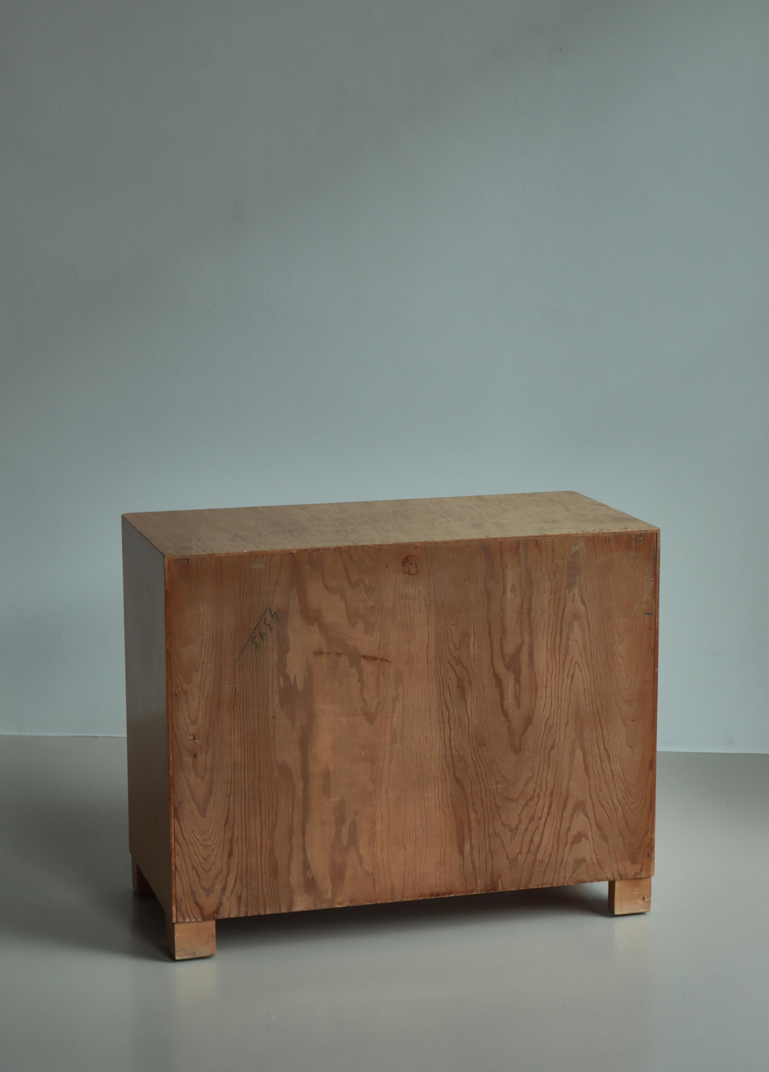 Swedish Modern Chest of Drawers by Axel Larsson in Birchwood, Bodafors, 1930s For Sale 11