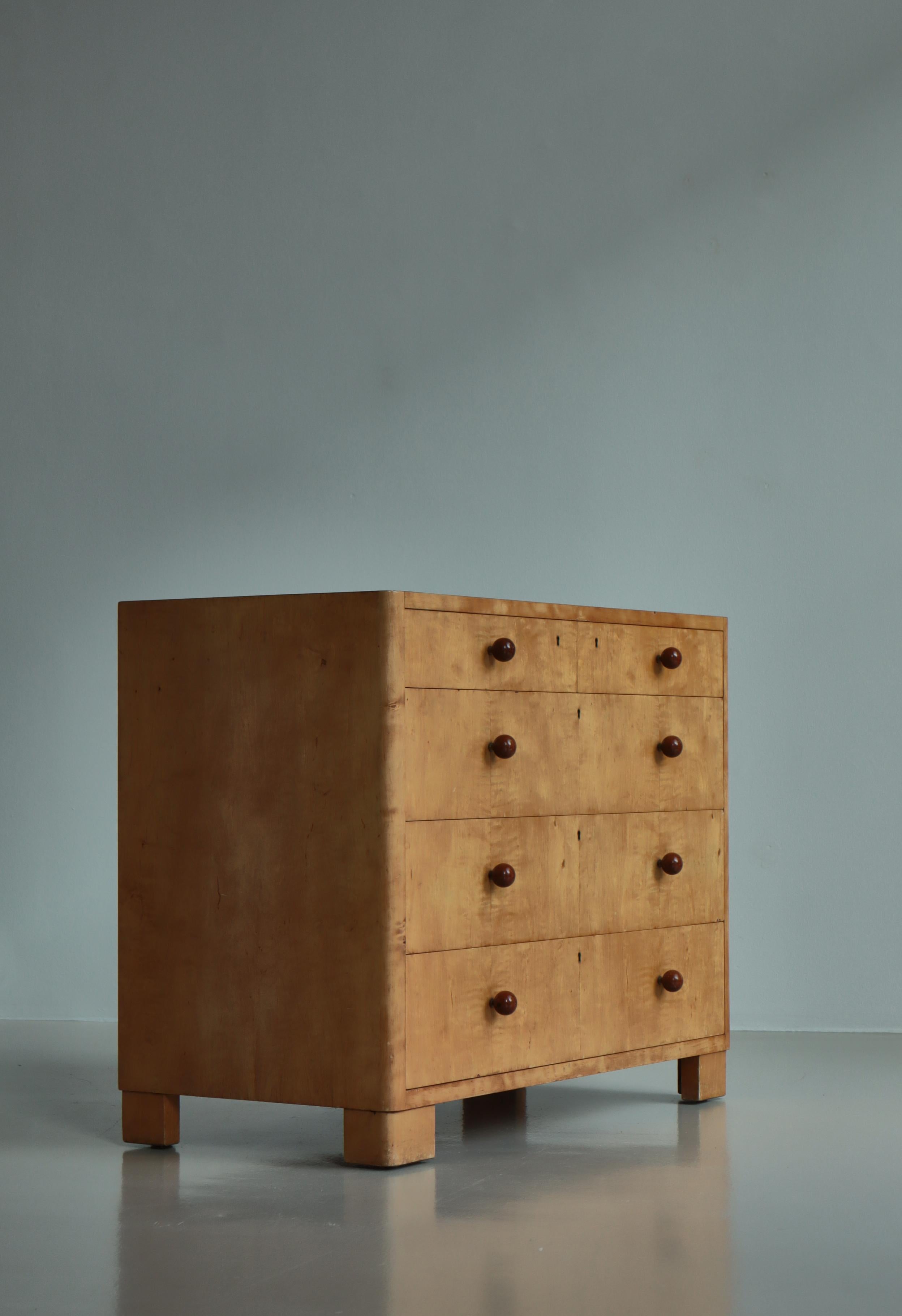 Swedish Modern Chest of Drawers by Axel Larsson in Birchwood, Bodafors, 1930s For Sale 2