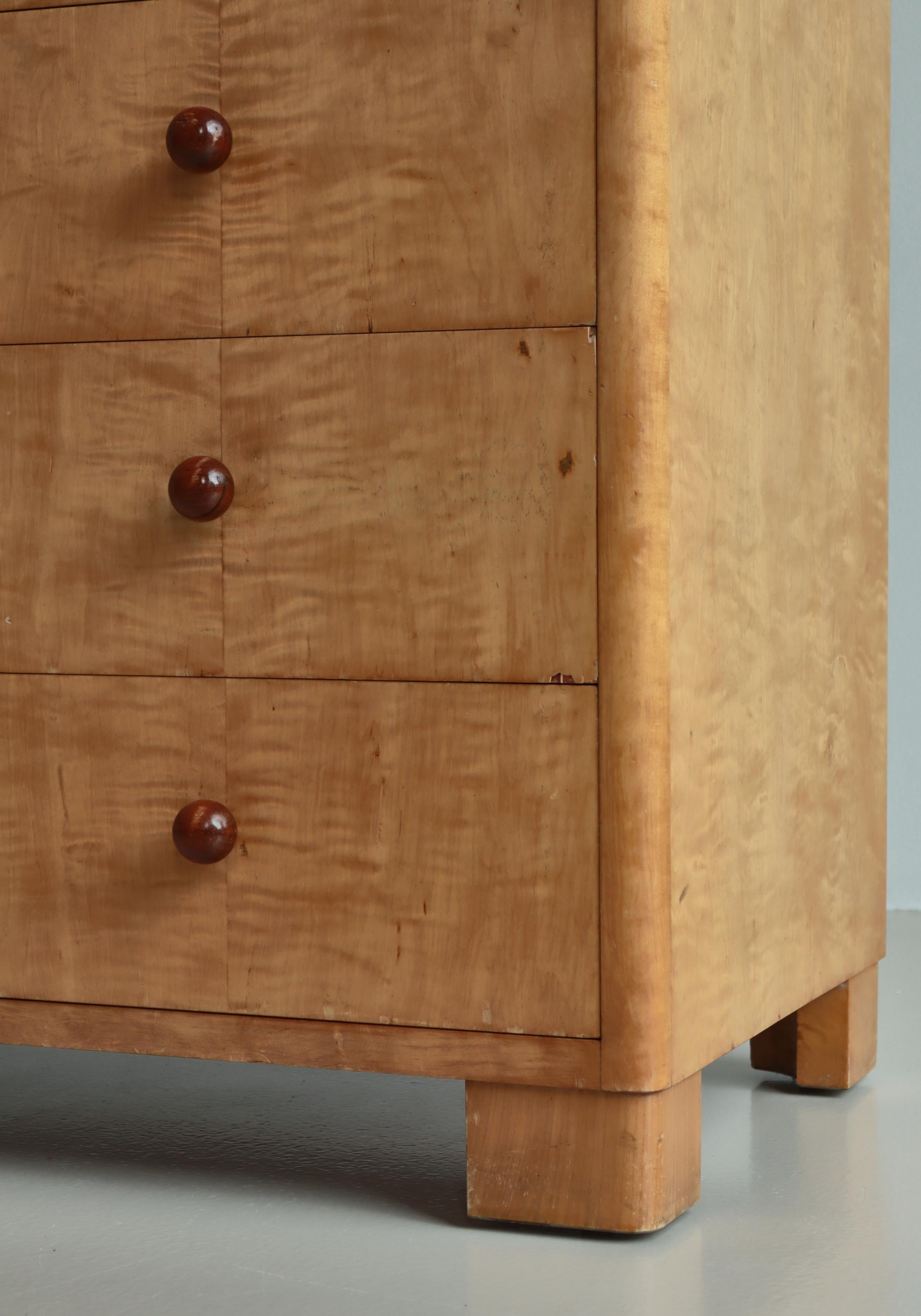 Swedish Modern Chest of Drawers by Axel Larsson in Birchwood, Bodafors, 1930s For Sale 3