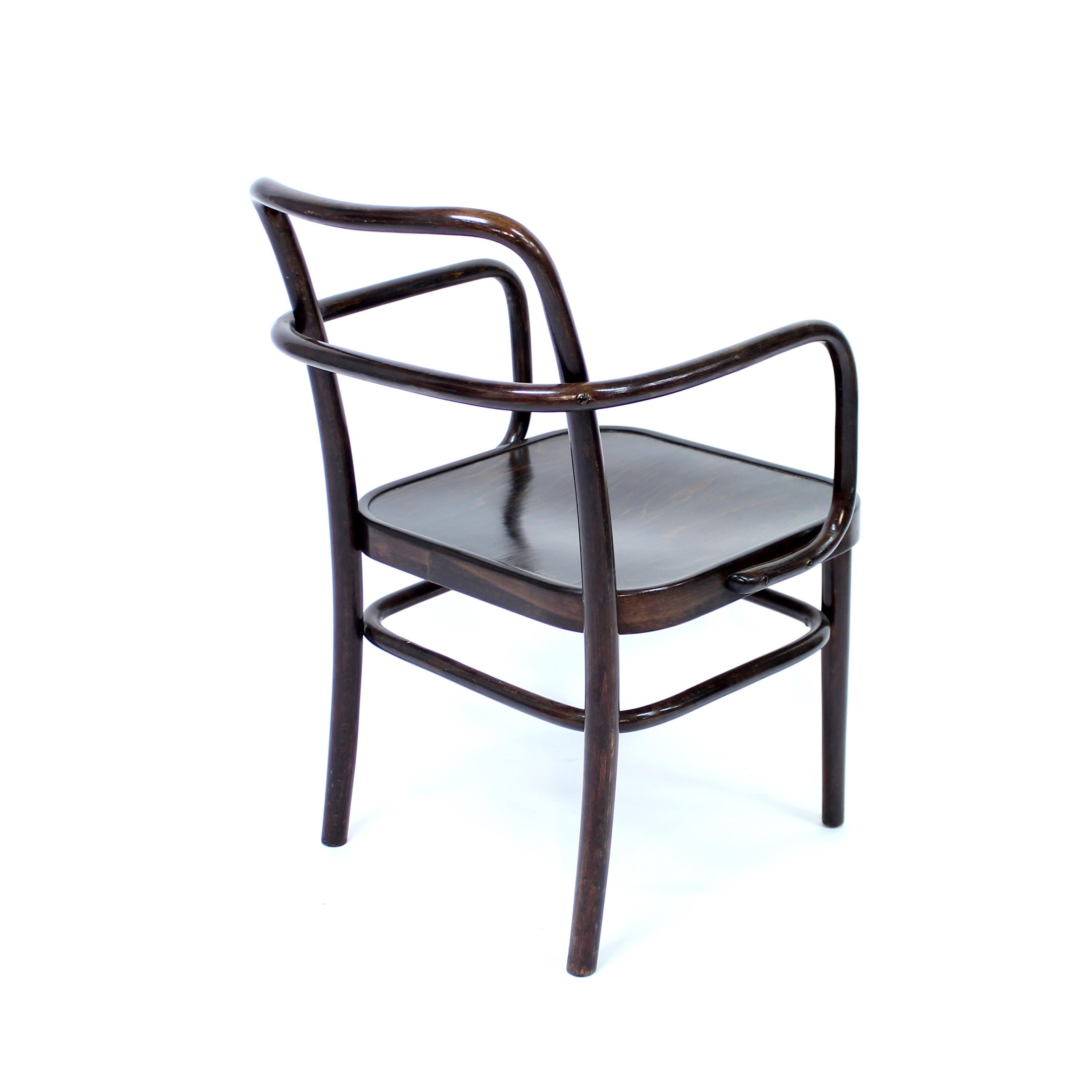 Adolf Schneck, rare A 64 F Bentwood armhair for Thonet, 1929 For Sale 2