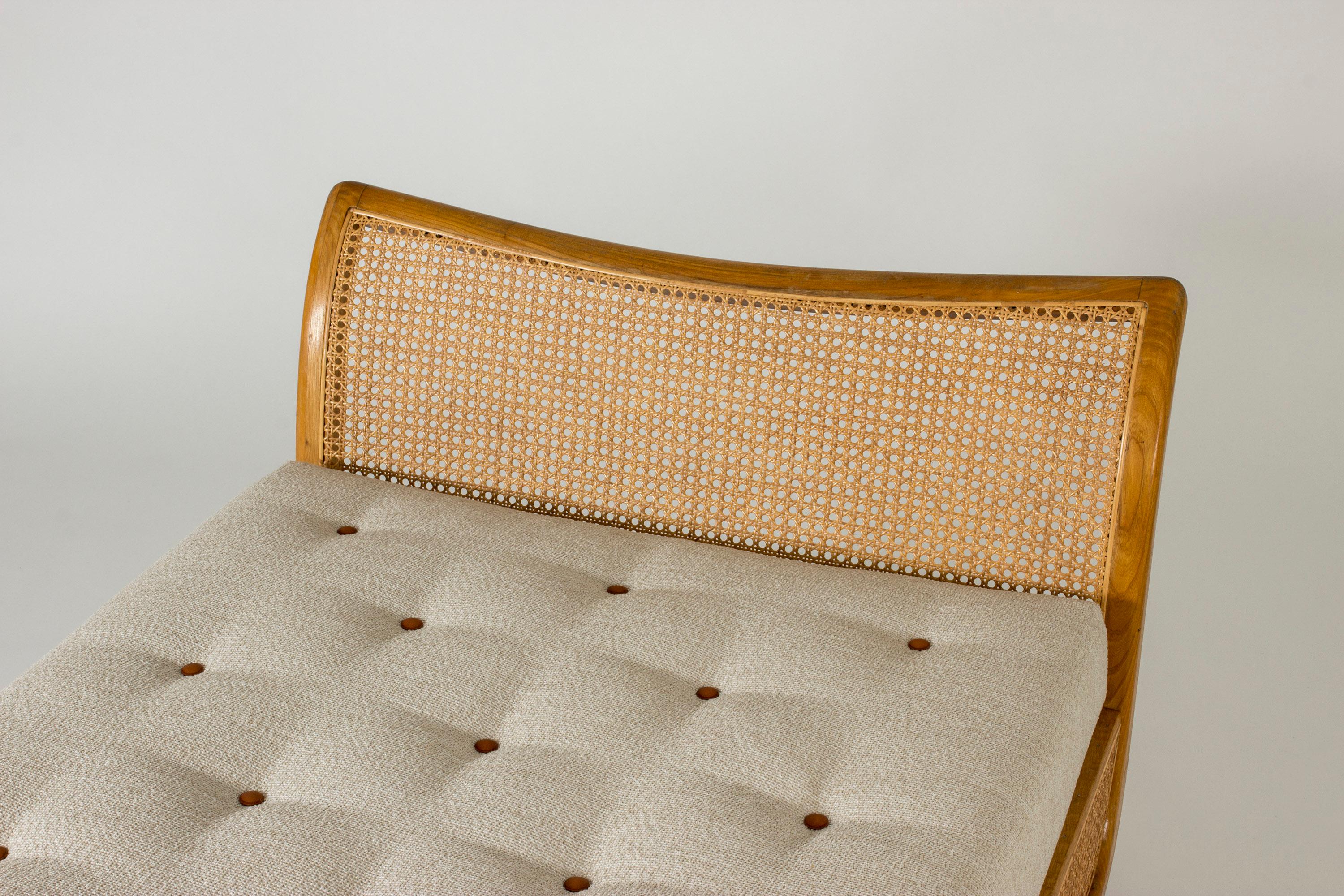 Mid-20th Century Swedish Modern Daybed, Sweden, 1940s